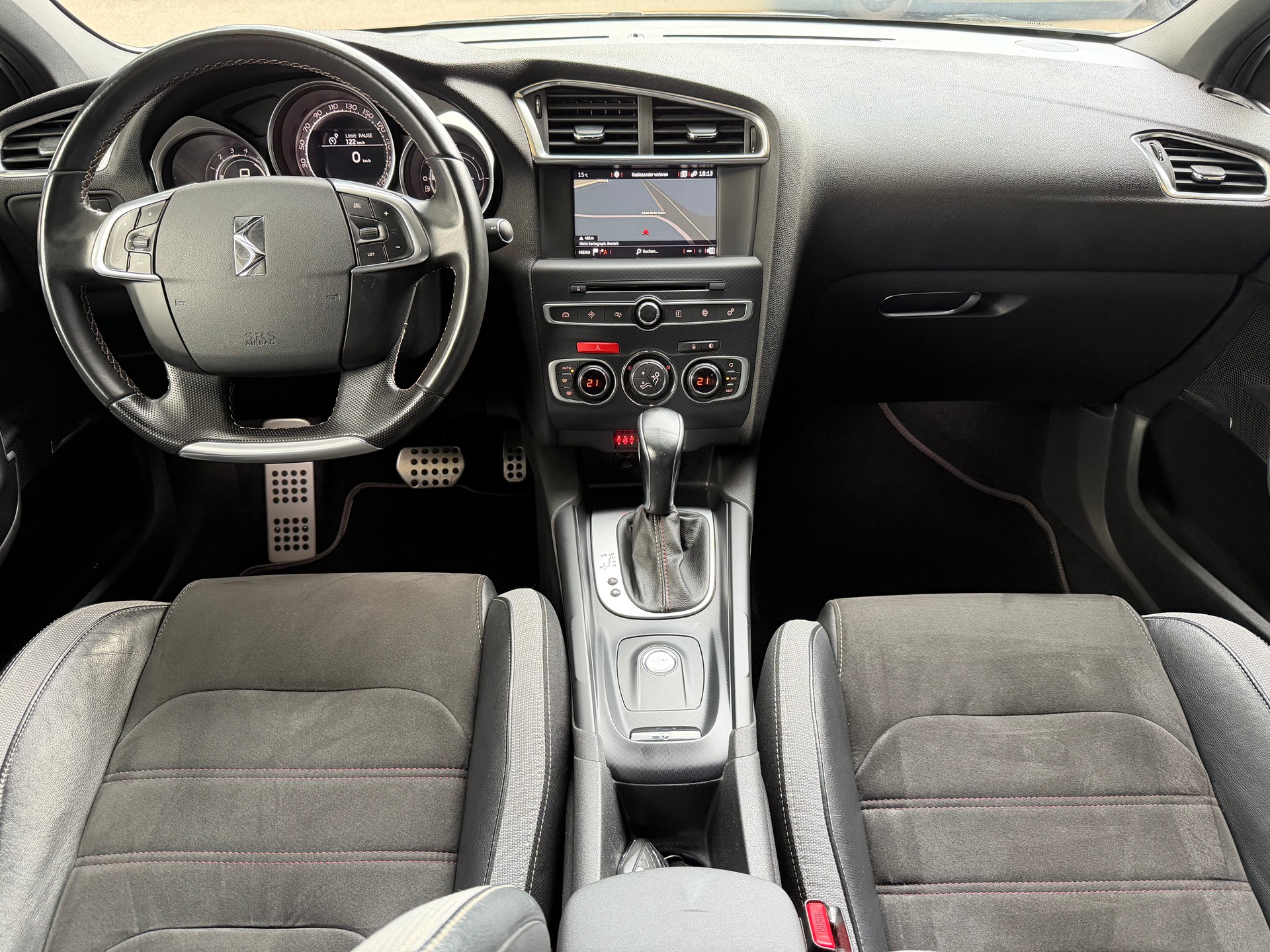 DS AUTOMOBILES DS 4 2.0 BlueHDi Performance Line Automatic-image-8