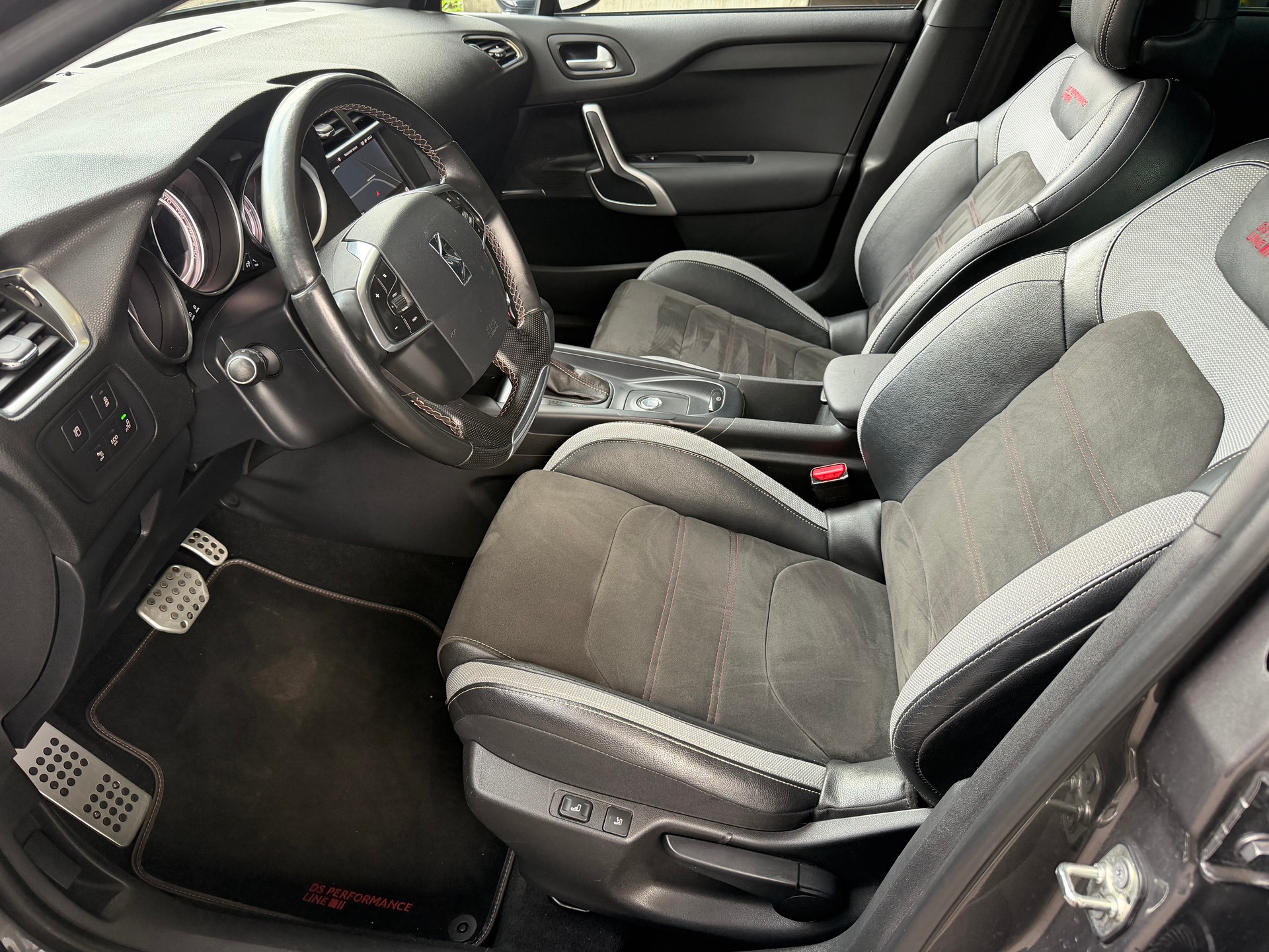DS AUTOMOBILES DS 4 2.0 BlueHDi Performance Line Automatic-image-7