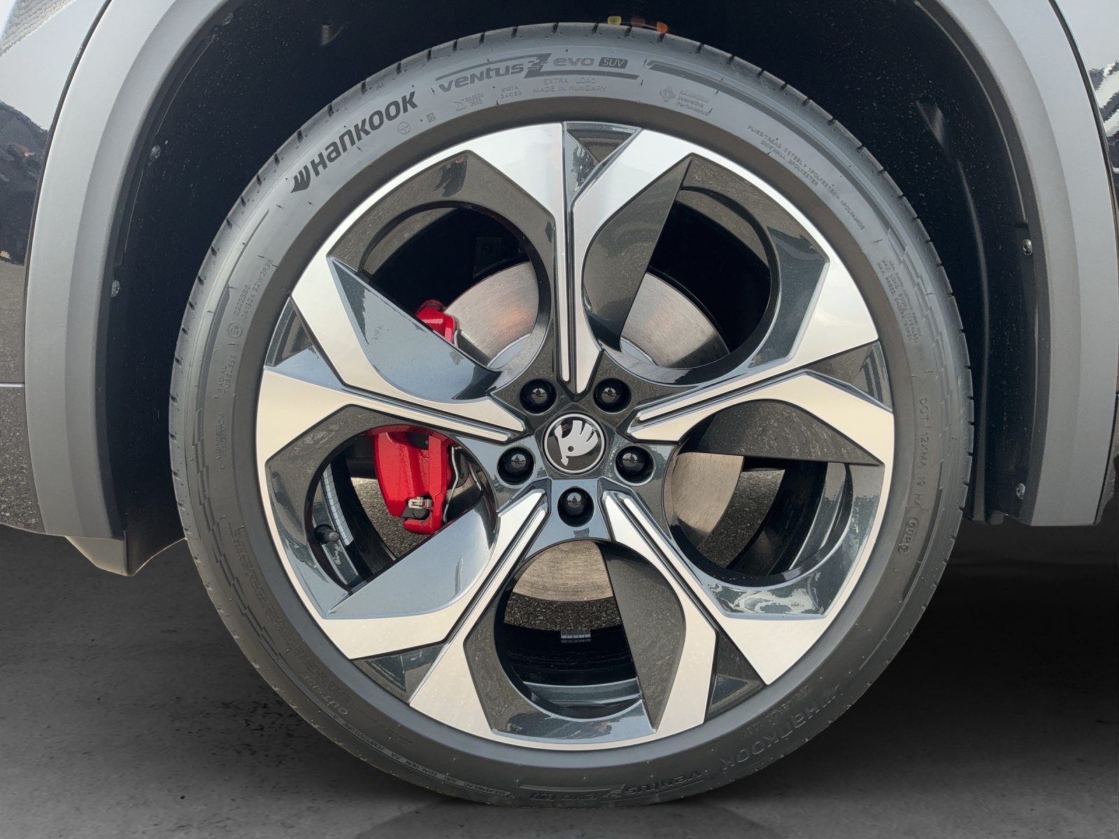SKODA Kodiaq 2.0 TSI RS 4x4-image-12