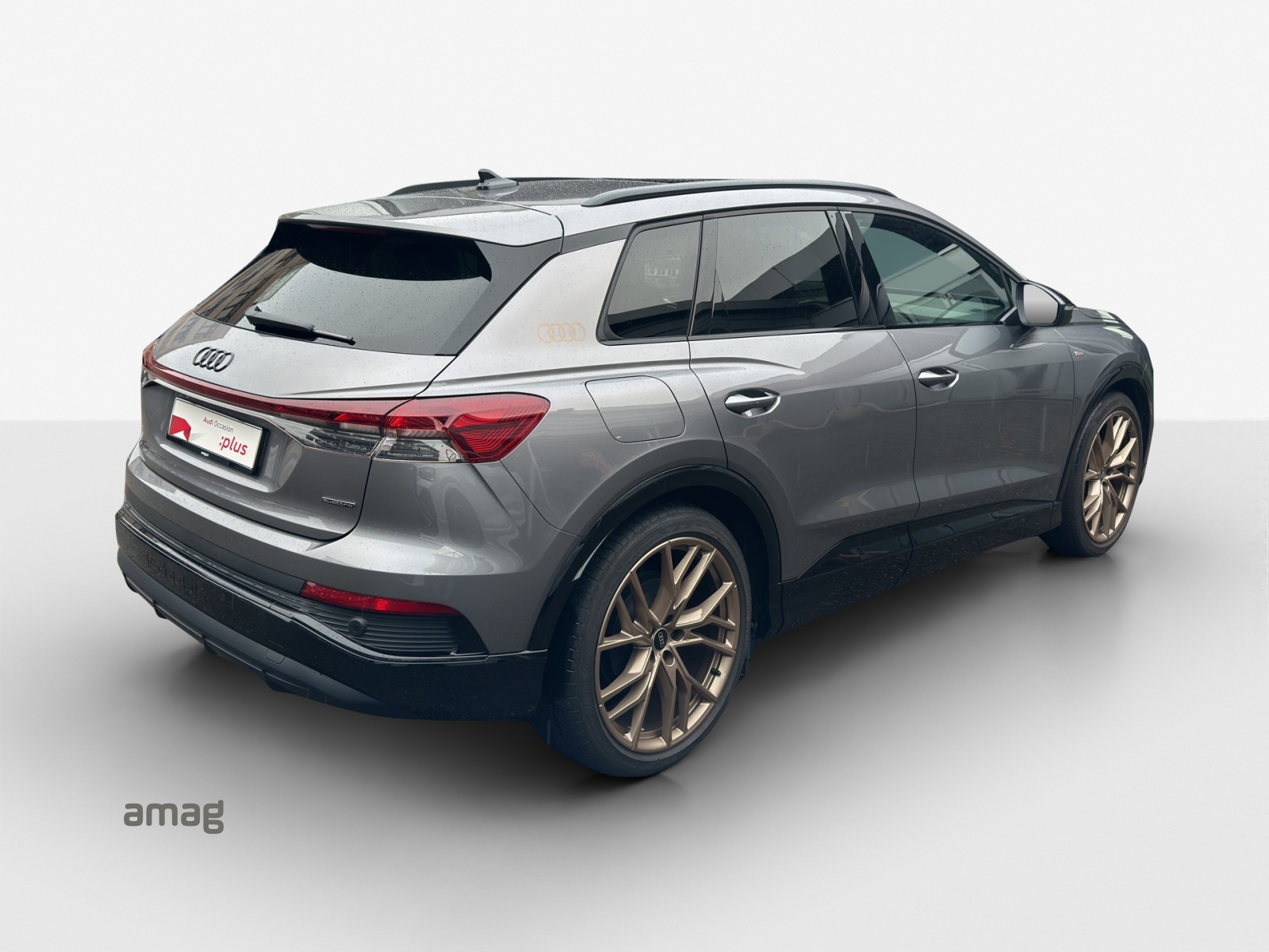 AUDI Q4 e-tron 50 quattro-image-5