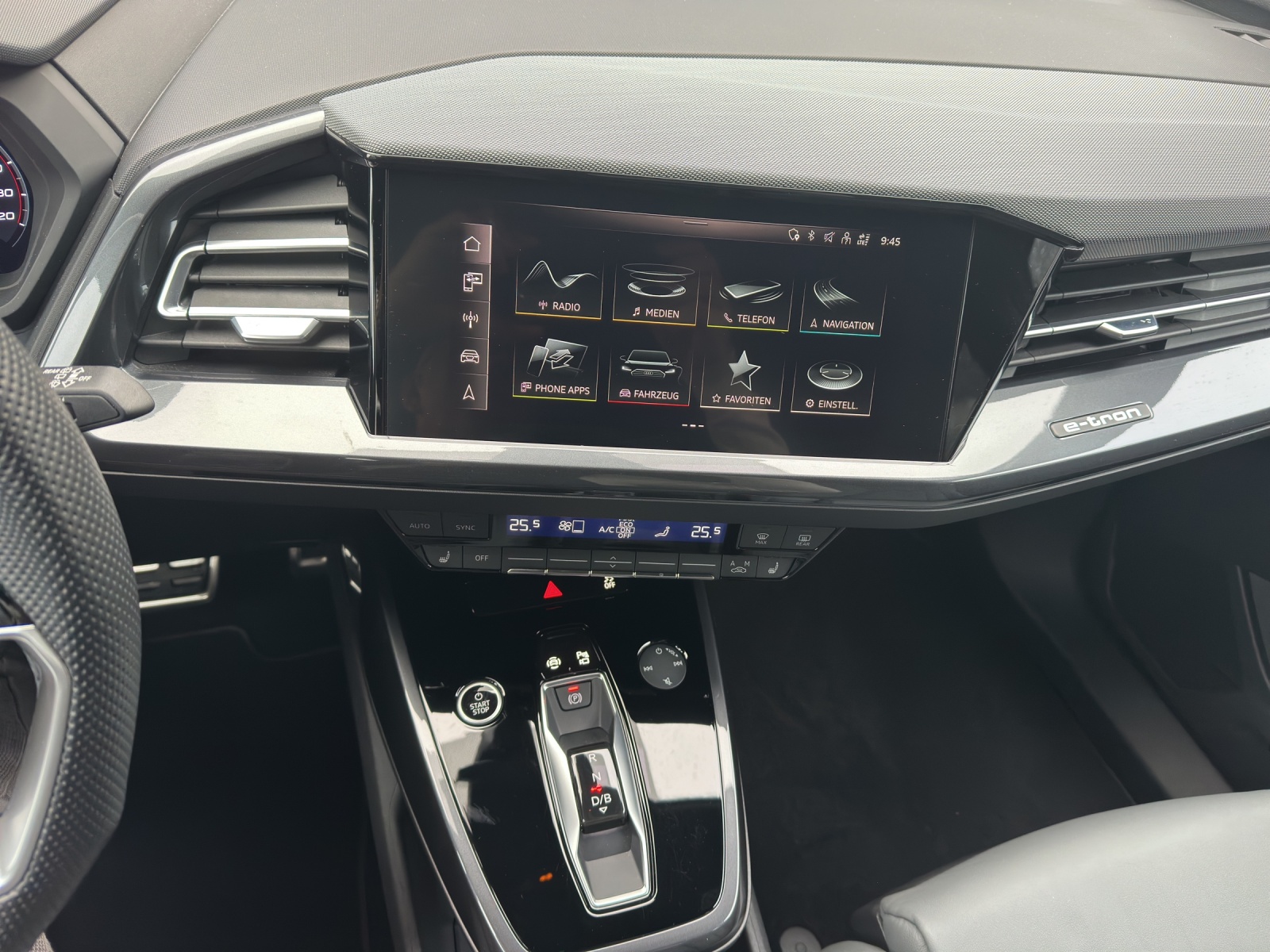 AUDI Q4 e-tron 50 quattro-image-11