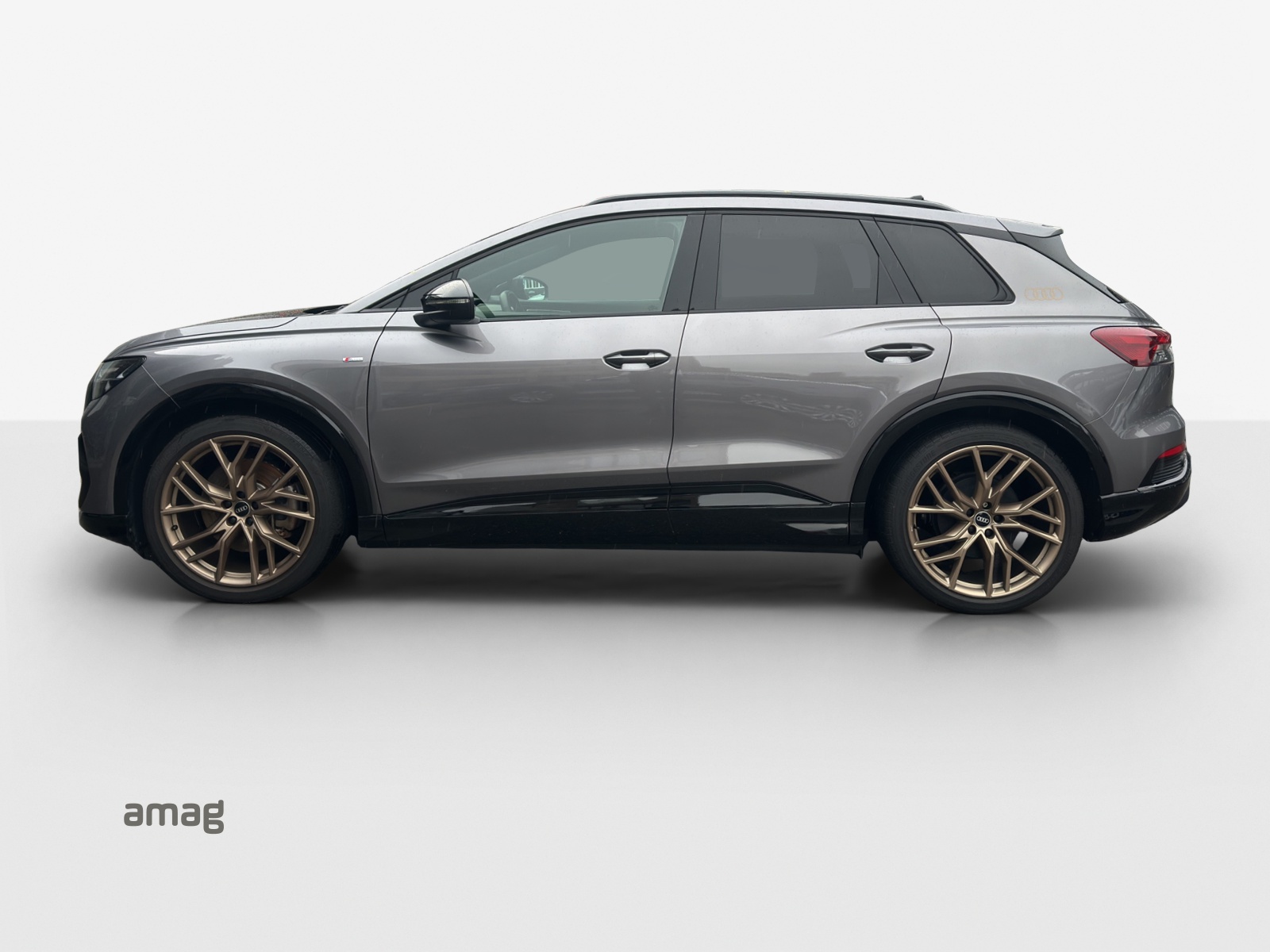 AUDI Q4 e-tron 50 quattro-image-1