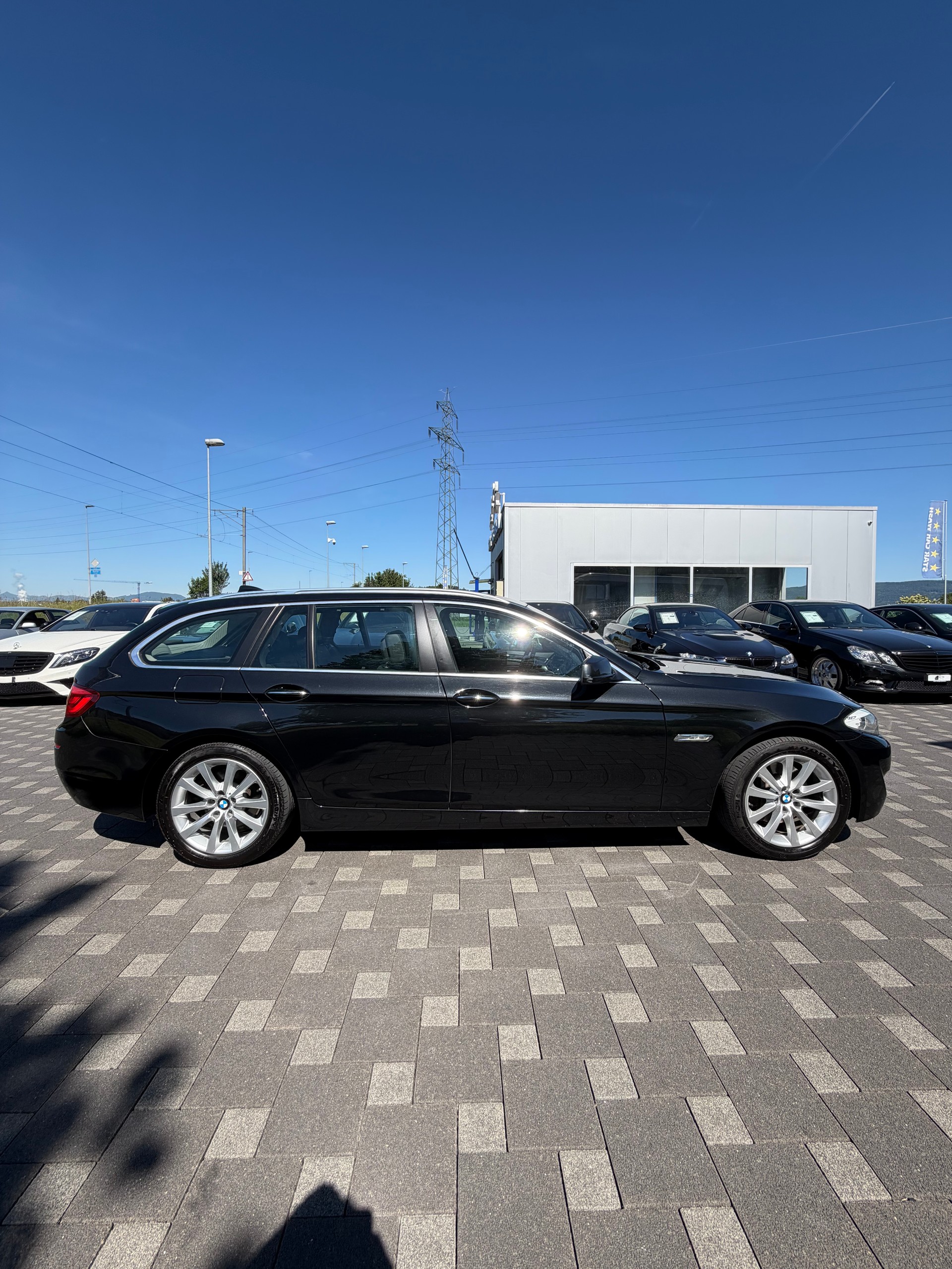 BMW 525d xDrive Touring Steptronic-image-5