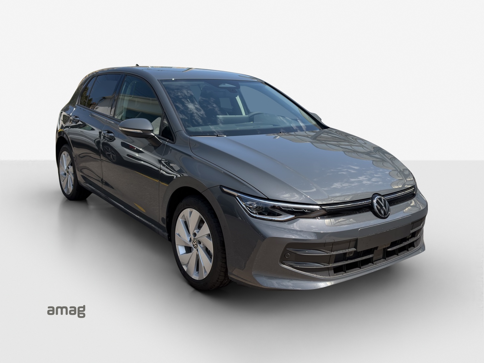 VW Golf 1.5 TSI PHEV Life-image-5
