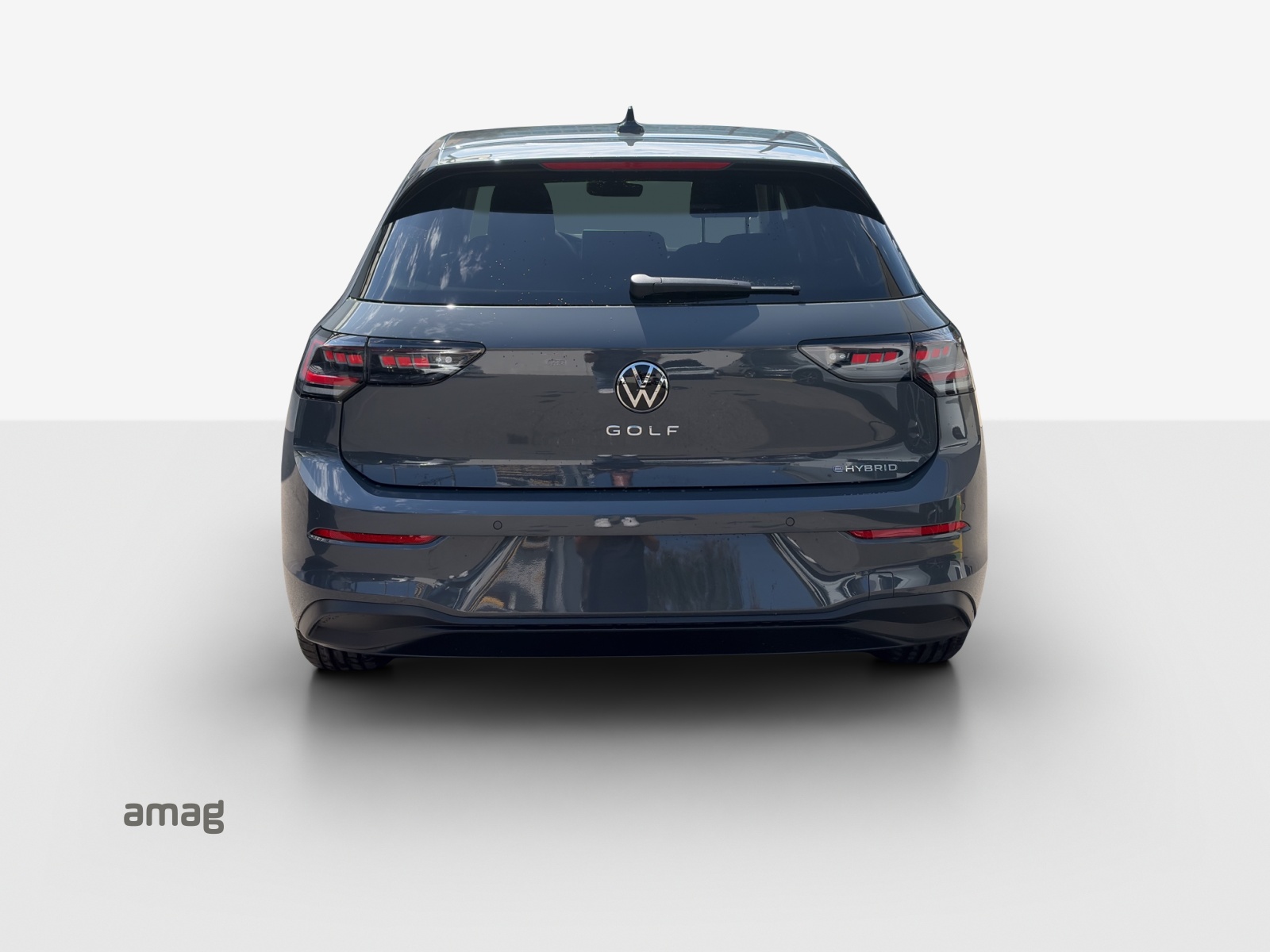 VW Golf 1.5 TSI PHEV Life-image-3
