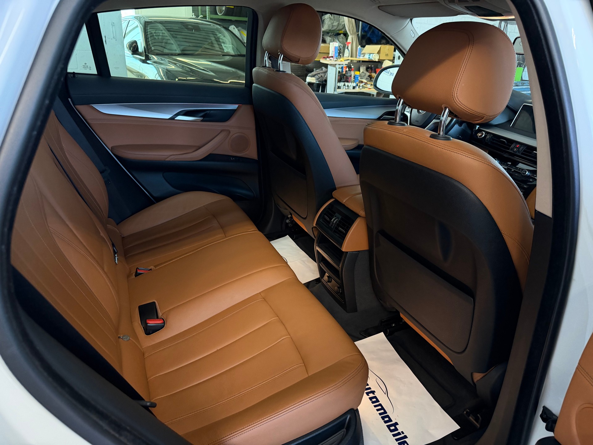 BMW X6 xDrive 30d Steptronic | CH-Auto | Frisch MFK | Driving Assistant Plus-image-10