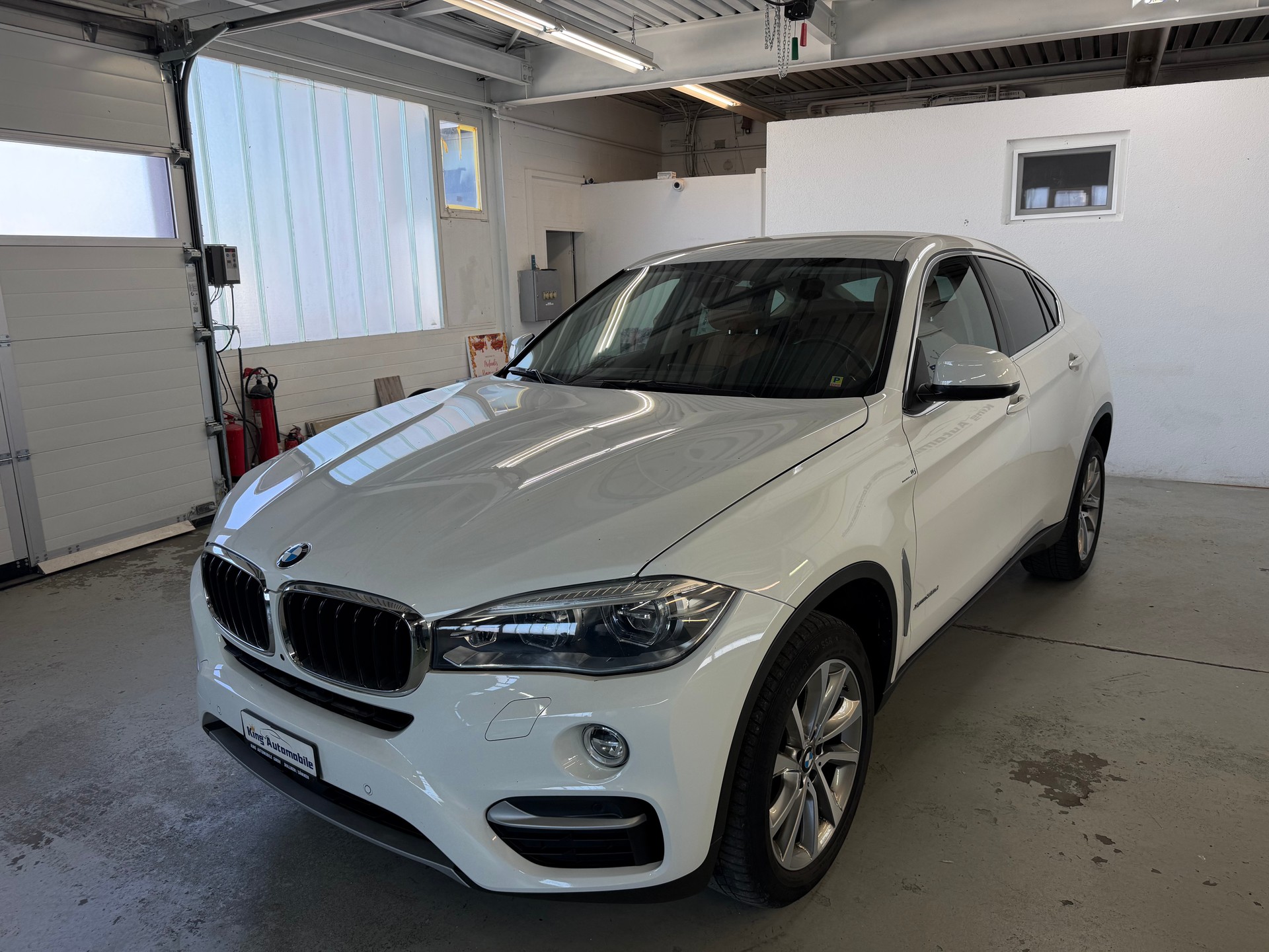 BMW X6 xDrive 30d Steptronic | CH-Auto | Frisch MFK | Driving Assistant Plus-showroom-element-1