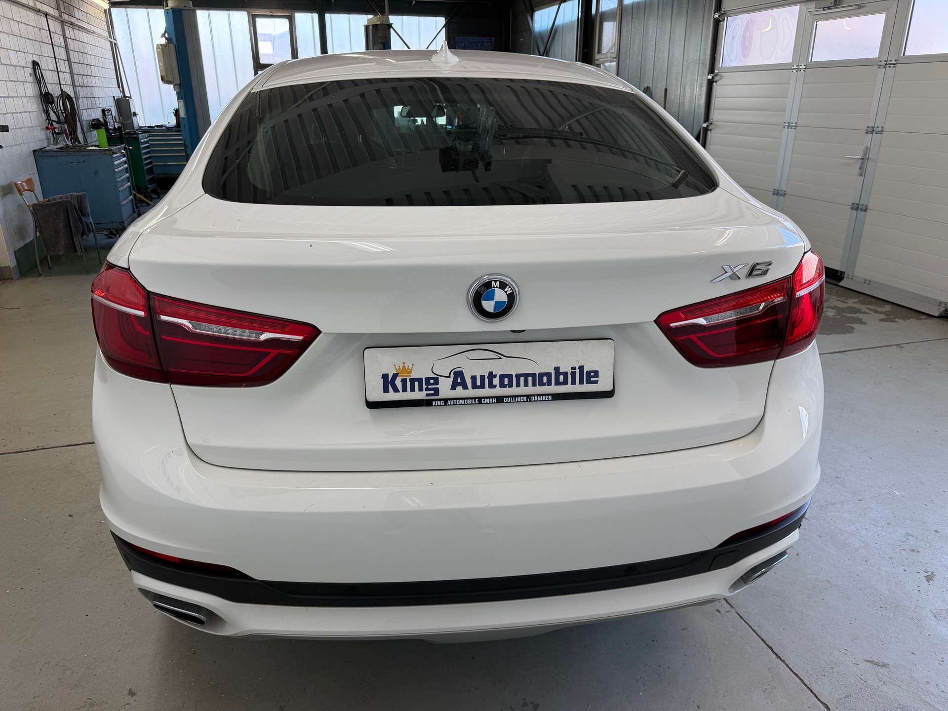 BMW X6 xDrive 30d Steptronic | CH-Auto | Frisch MFK | Driving Assistant Plus-image-5