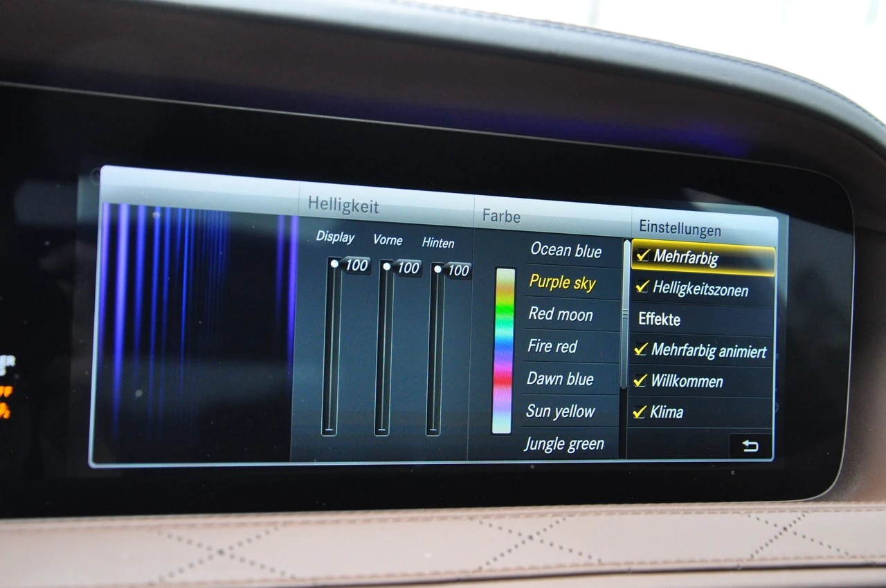 MERCEDES-BENZ S 400 d L 4Matic 9G-Tronic AMG Line-image-22