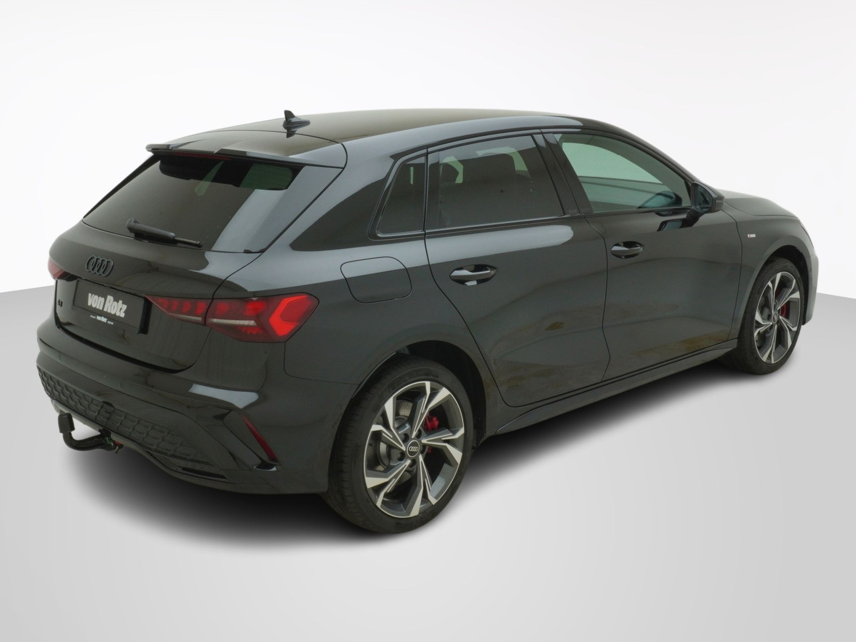 AUDI A3 Sportback 1.5 45 TFSI Plug-in-Hybrid S Line S-Tronic-image-4