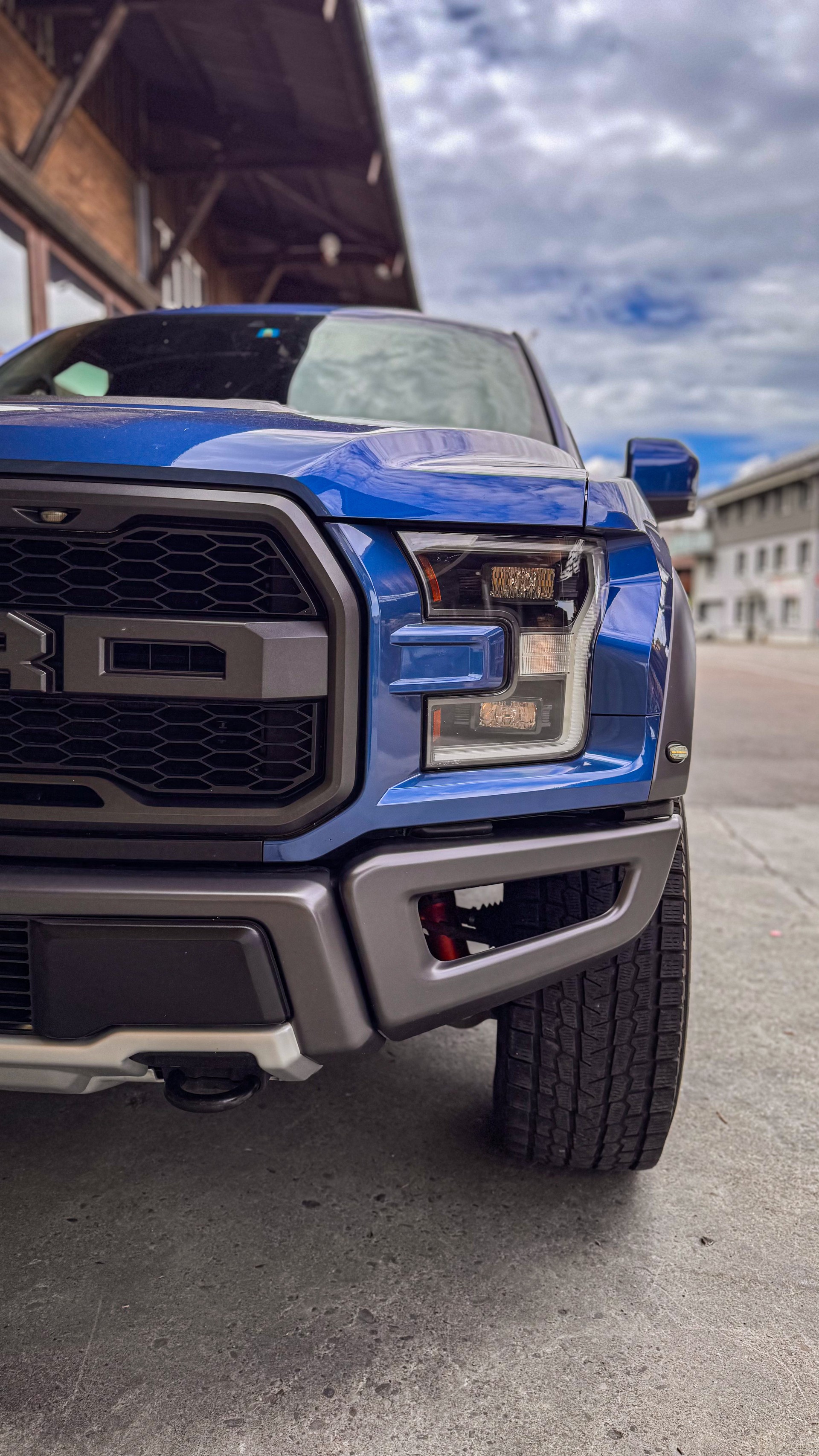 FORD F150 Raptor-image-3