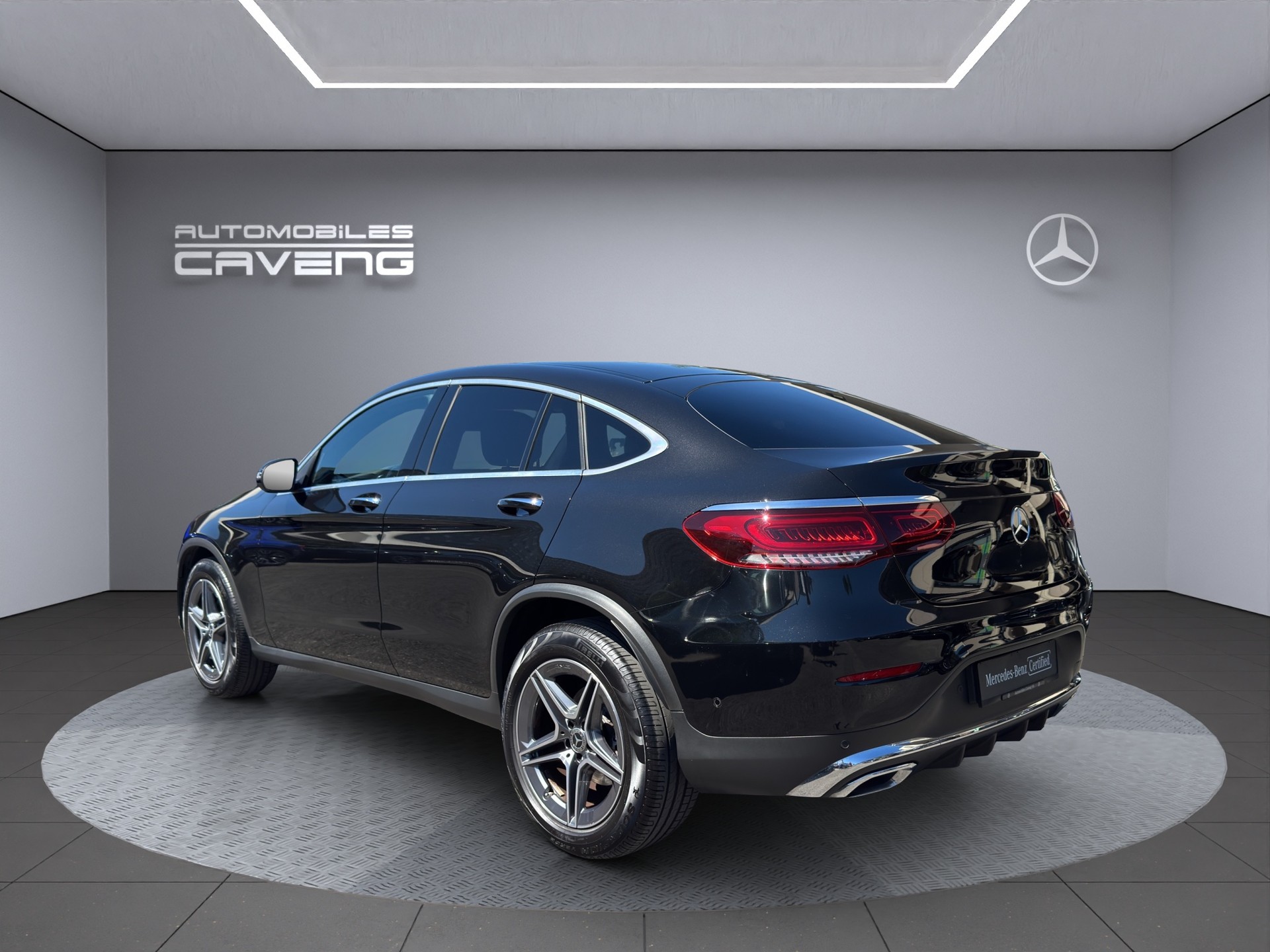 MERCEDES-BENZ GLC Coupé 300 AMG Line 4Matic 9G-Tronic-showroom-element-2