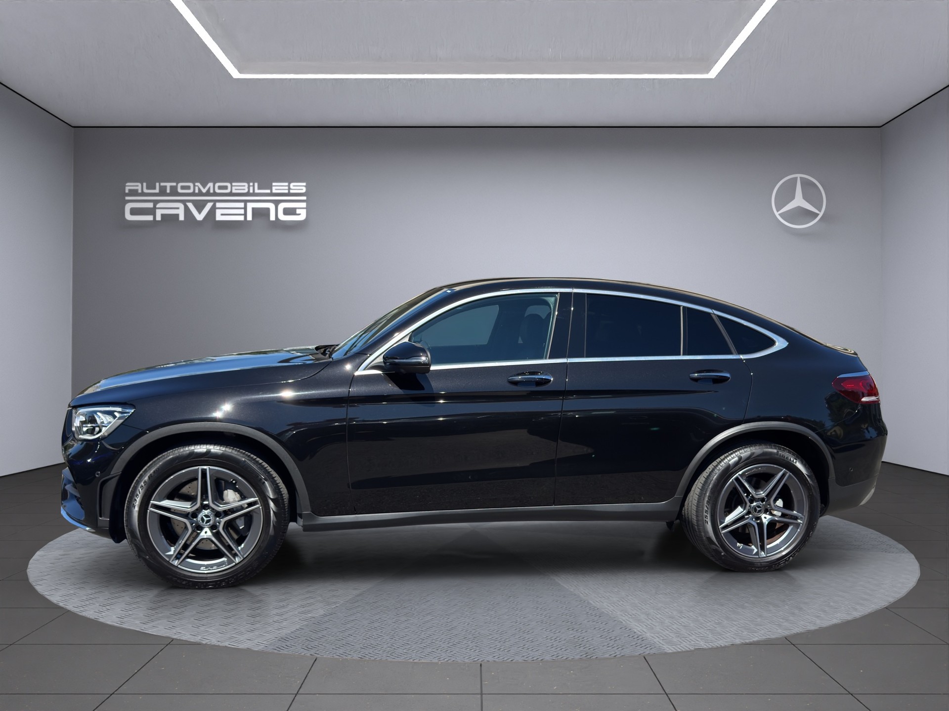 MERCEDES-BENZ GLC Coupé 300 AMG Line 4Matic 9G-Tronic-showroom-element-1