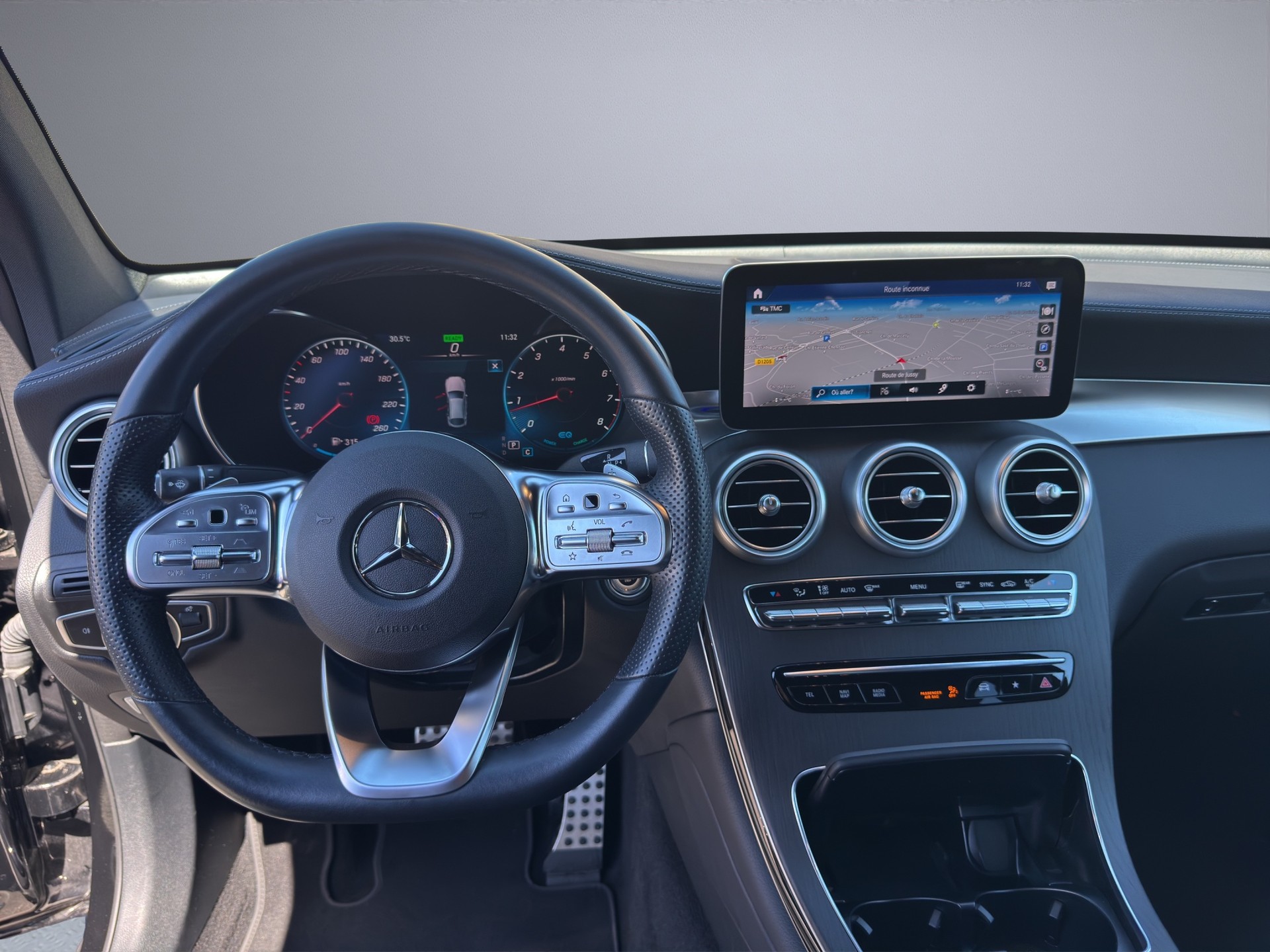 MERCEDES-BENZ GLC Coupé 300 AMG Line 4Matic 9G-Tronic-image-12