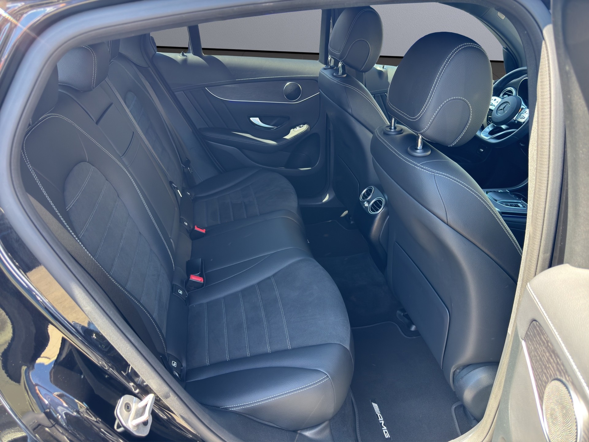 MERCEDES-BENZ GLC Coupé 300 AMG Line 4Matic 9G-Tronic-image-16