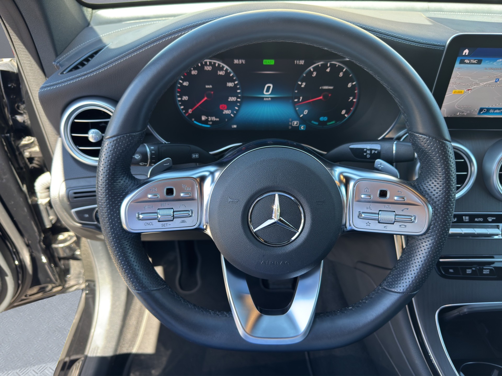 MERCEDES-BENZ GLC Coupé 300 AMG Line 4Matic 9G-Tronic-image-11