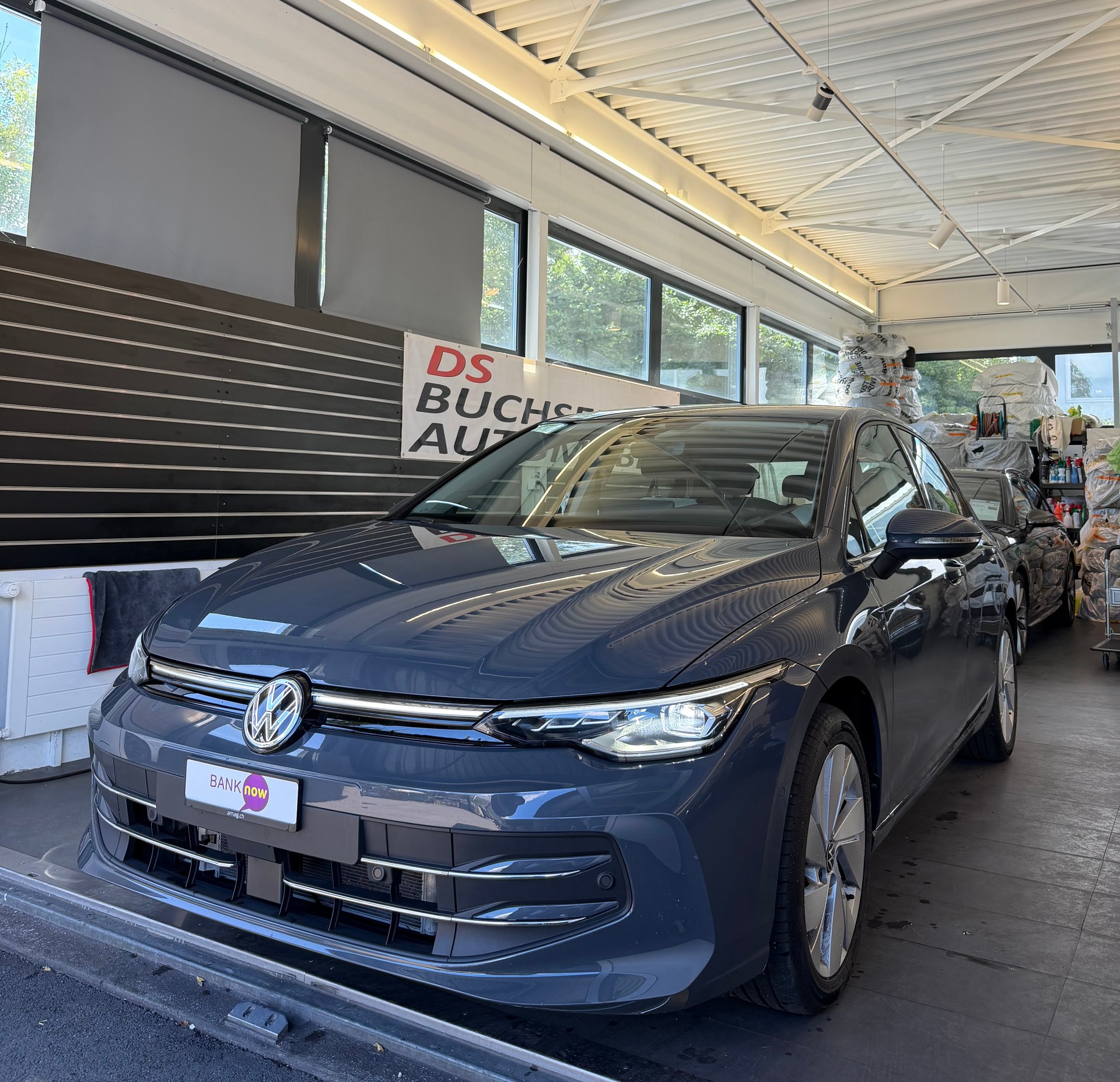 VW Golf VIII 1.5 eTSI Style DSG-image-1
