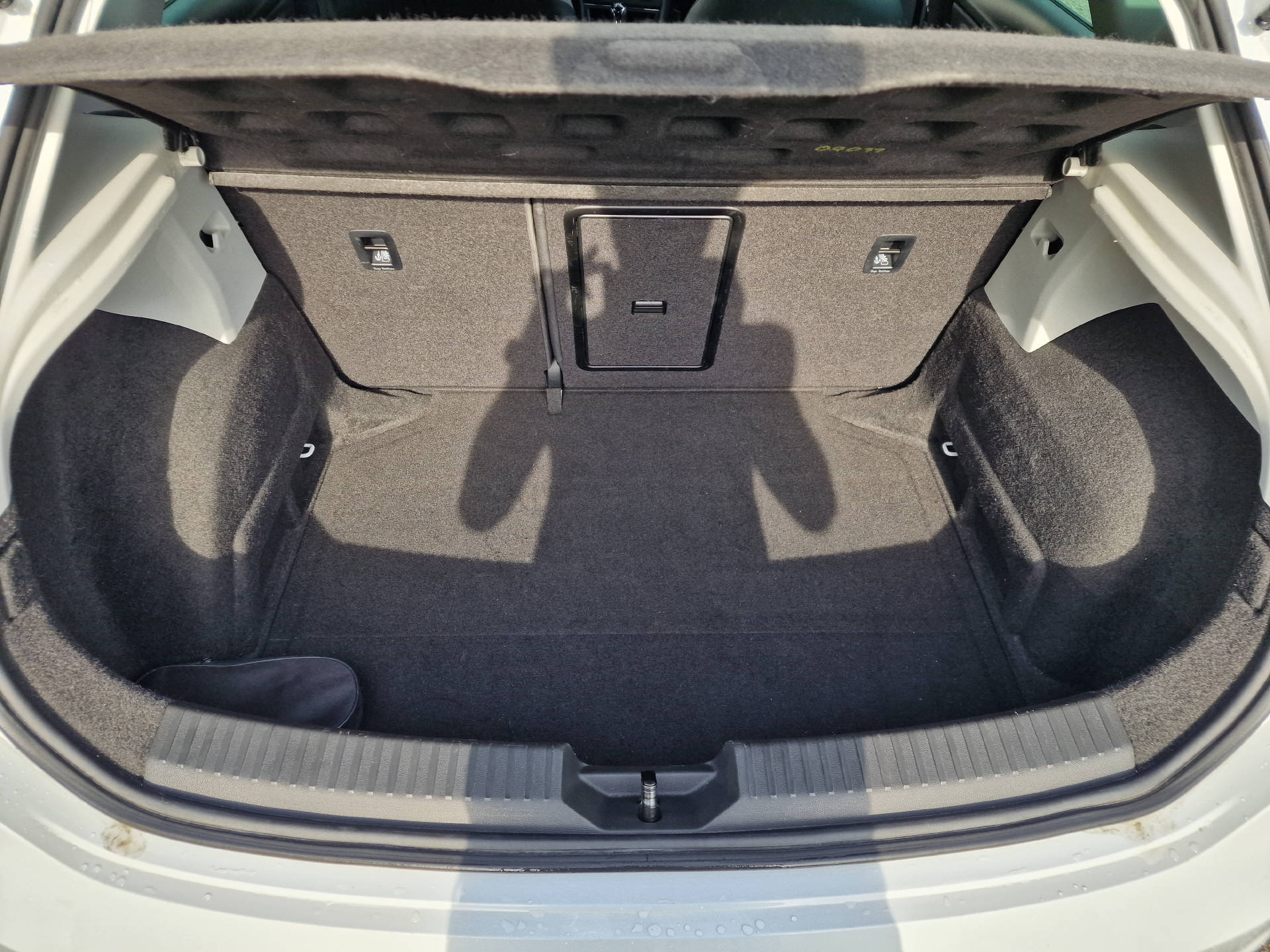SEAT Leon 1.4 TSI 150 ACT FR-Evolution-image-11