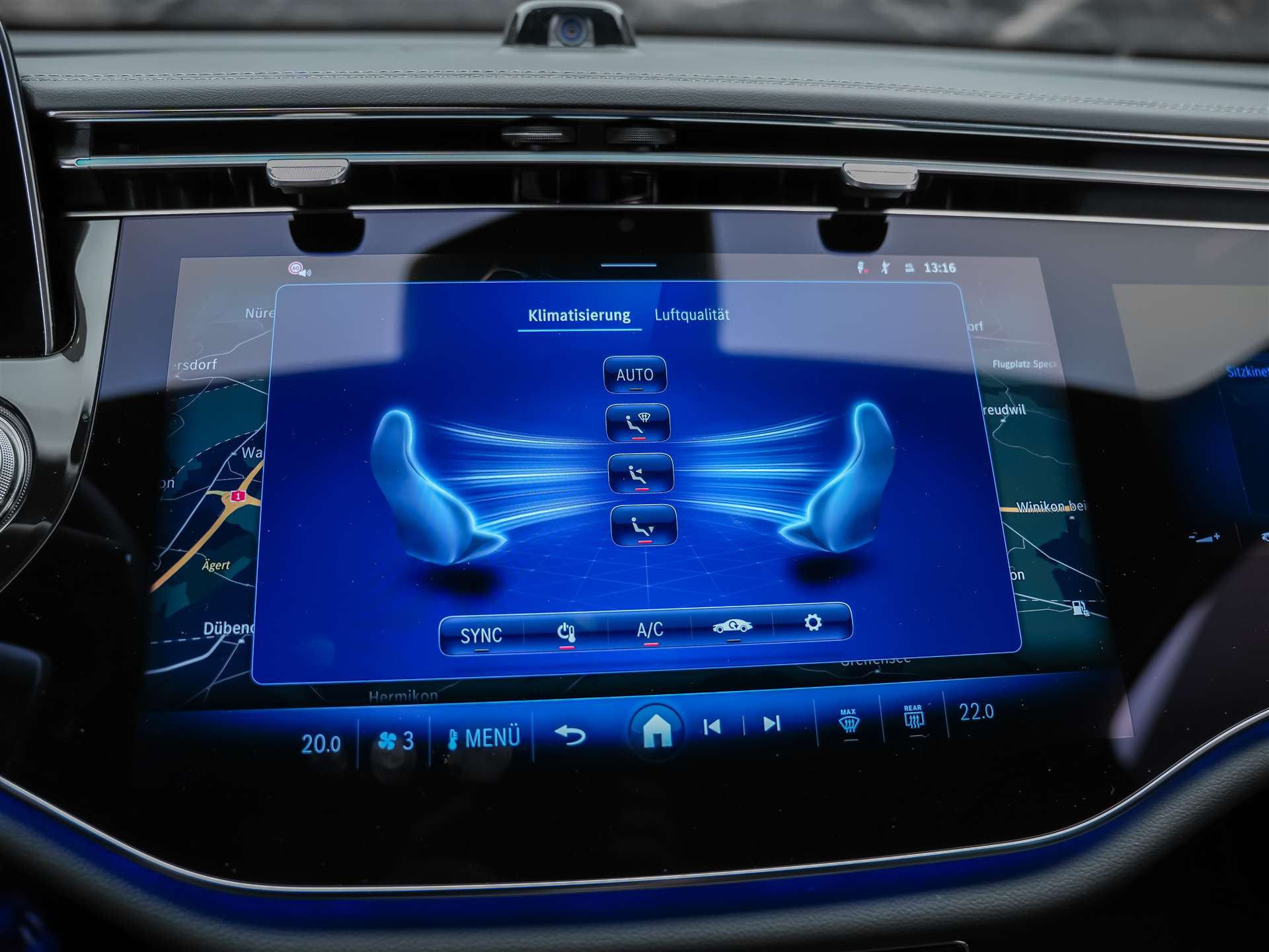 MERCEDES-BENZ E 220 d 4Matic AMG Line 9G-Tronic *Superscreen*Burmester*360° Kamera*-image-30