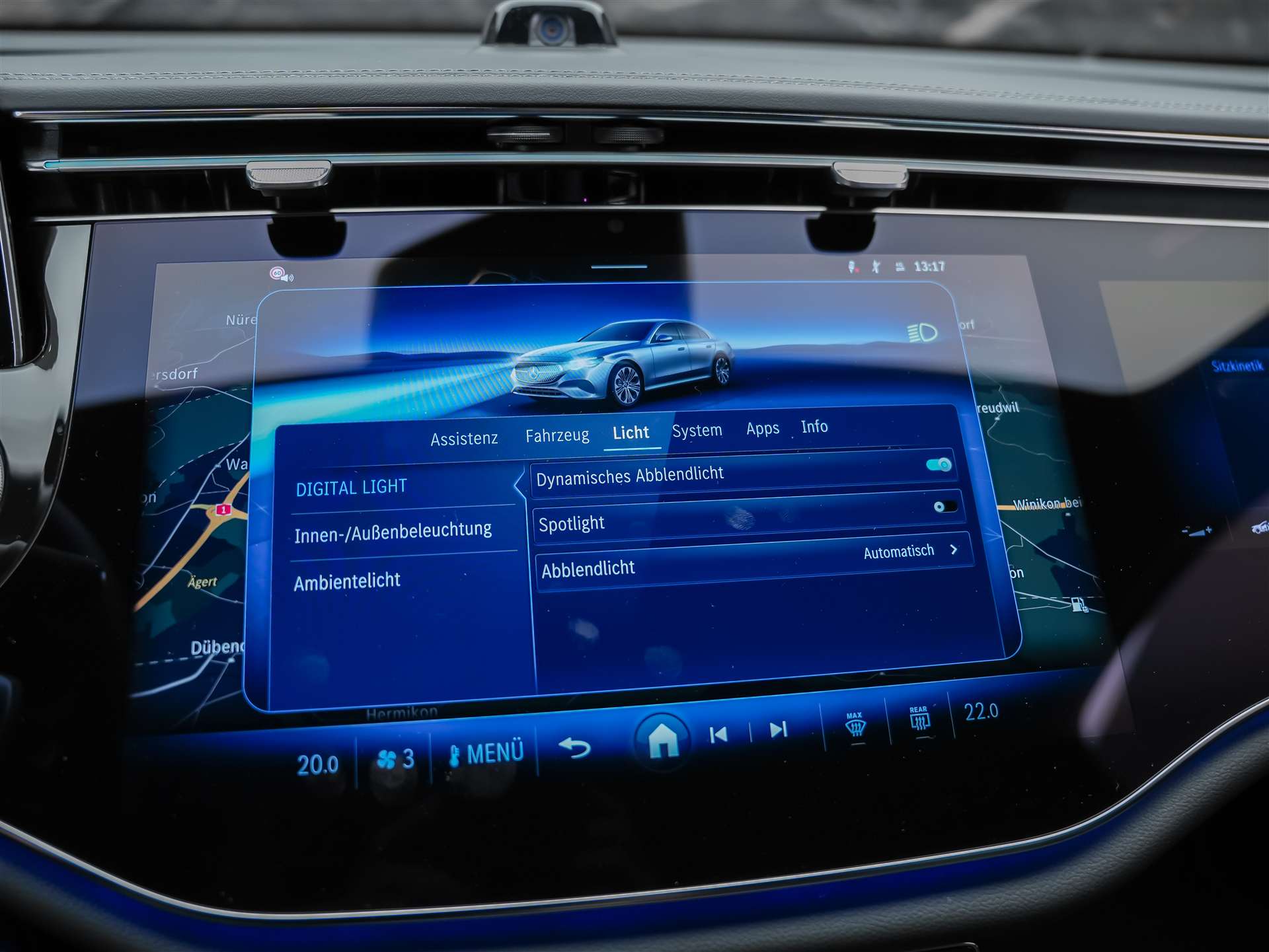 MERCEDES-BENZ E 220 d 4Matic AMG Line 9G-Tronic *Superscreen*Burmester*360° Kamera*-image-37
