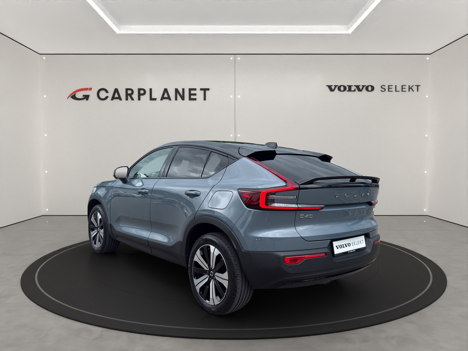 VOLVO C40 P8 Twin Recharge AWD-image-2