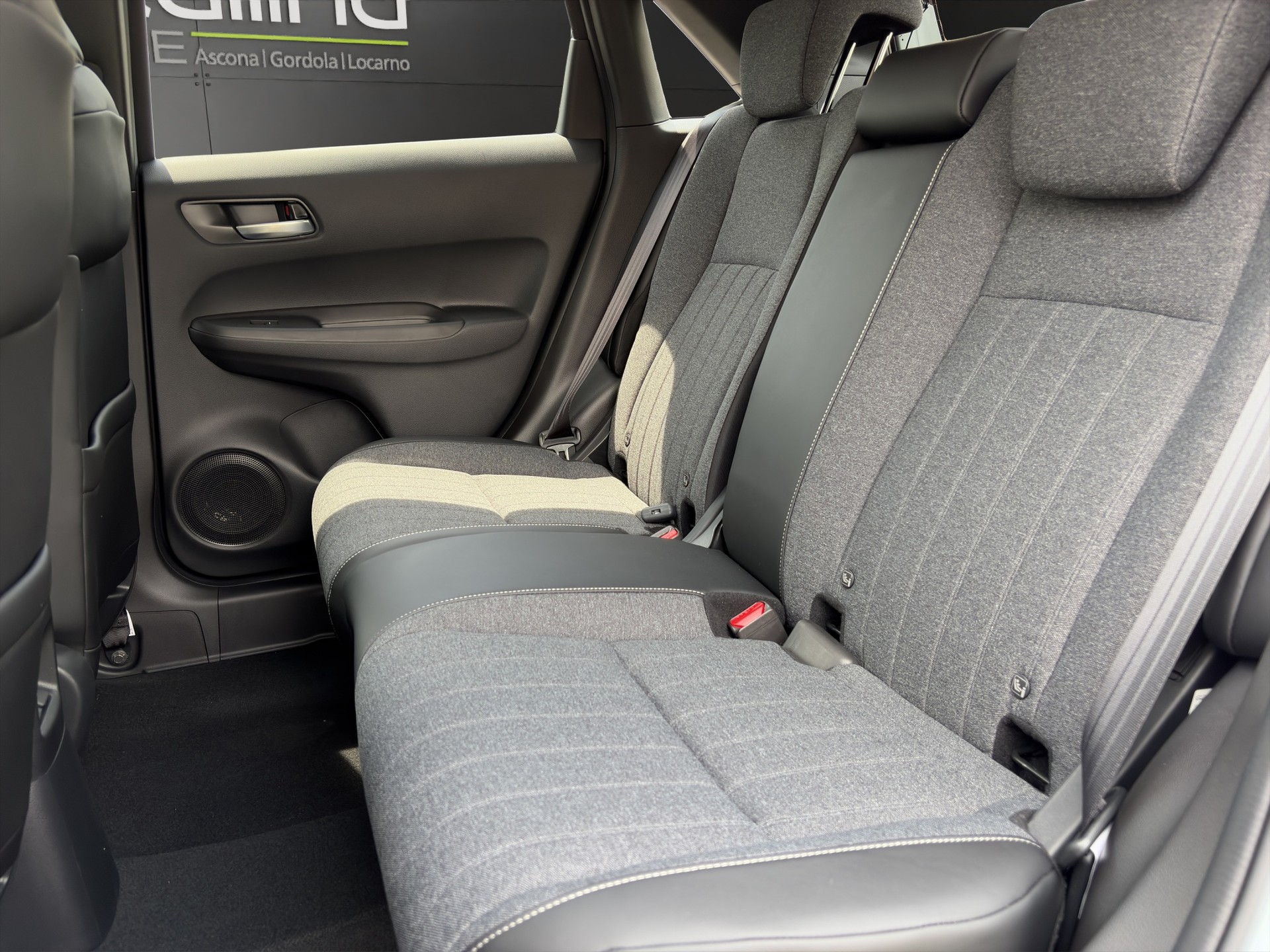 HONDA Jazz 1.5 i-MMD Advance-image-10