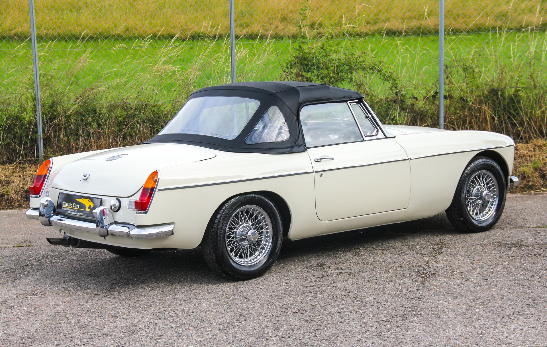 MG MGB Roadster 🇬🇧 ⭐⭐⭐⭐⭐-image-3