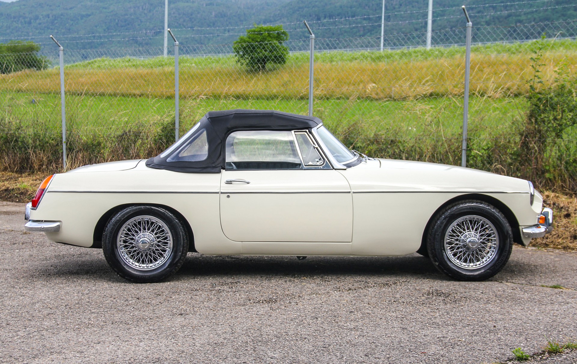 MG MGB Roadster 🇬🇧 ⭐⭐⭐⭐⭐-image-25