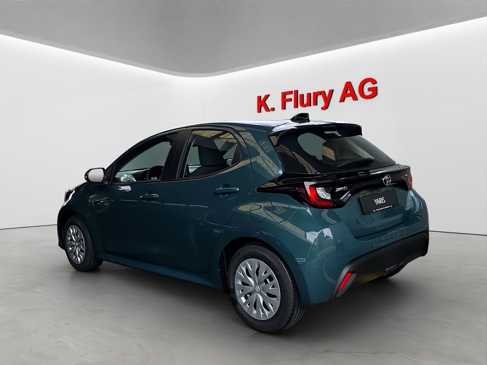 TOYOTA Yaris 1.5 VVT-i HSD Comfort-image-2