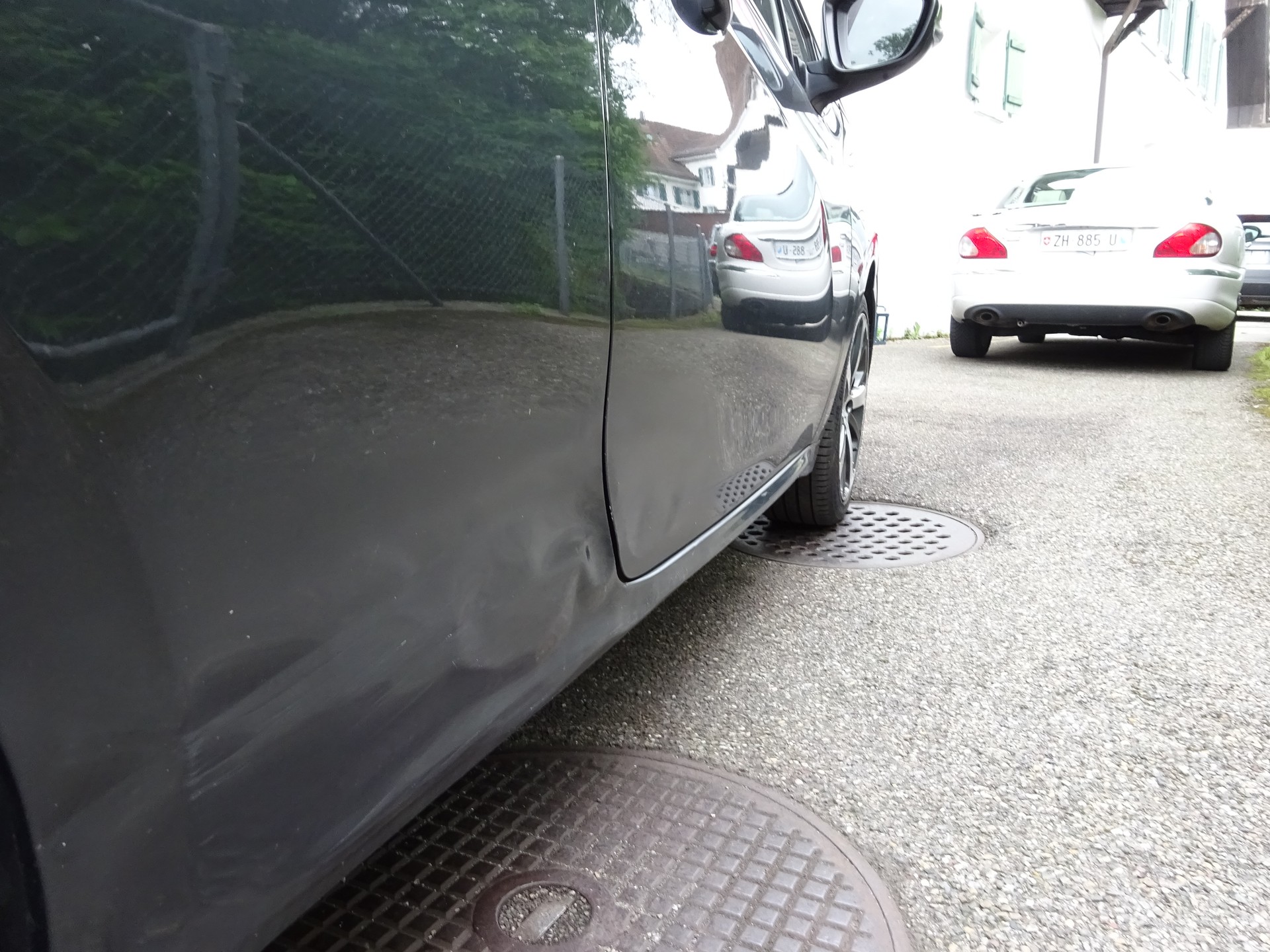 PEUGEOT 208 1.6 Turbo Allure-image-4