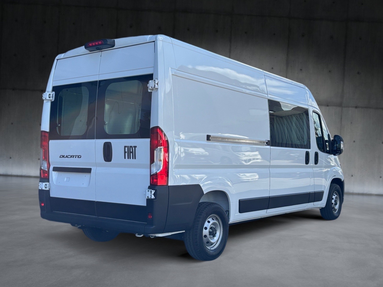 FIAT Ducato 35 L3H2 verglast-image-4