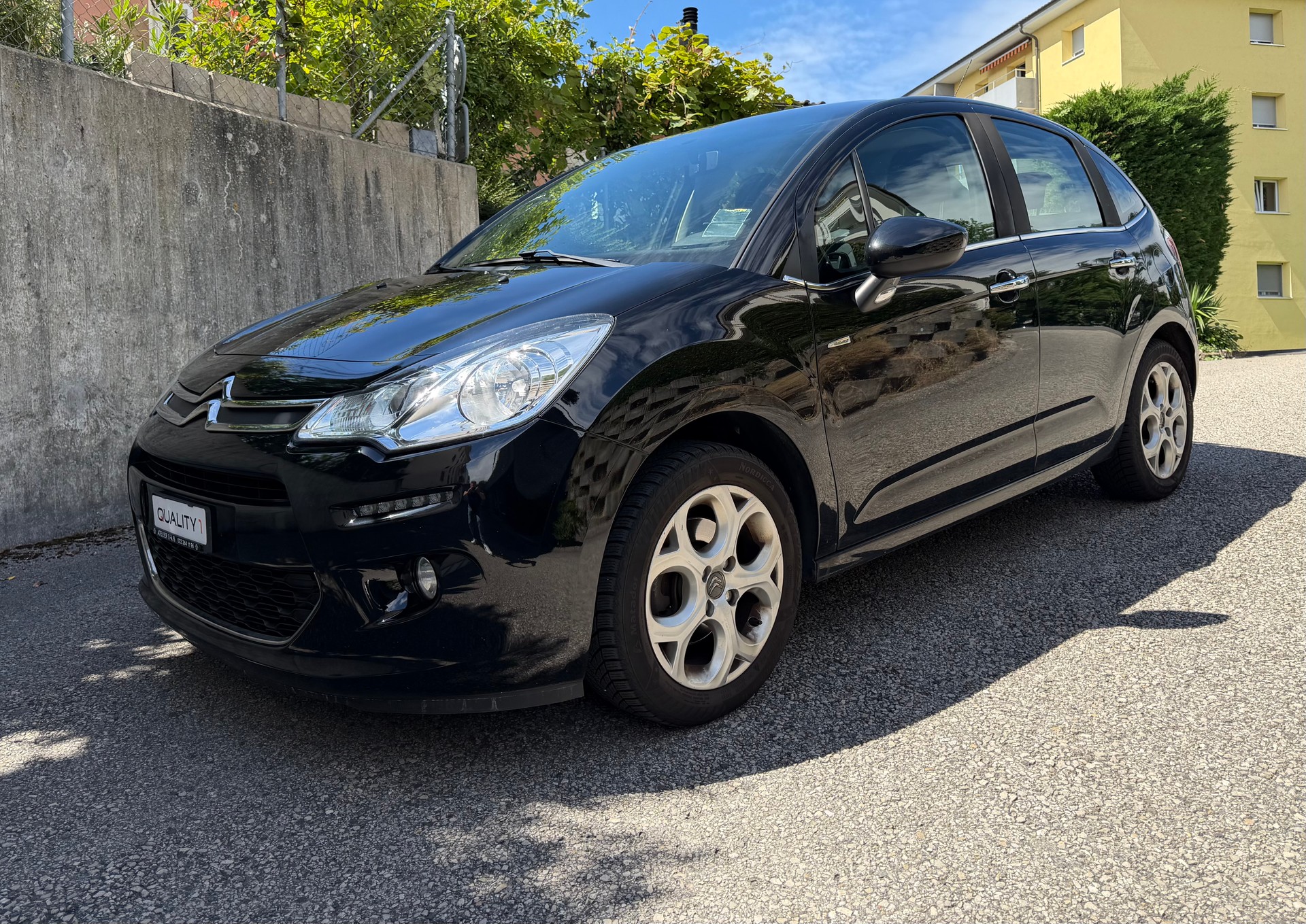 CITROEN C3 1.2i PureTech Exclusive-image-0