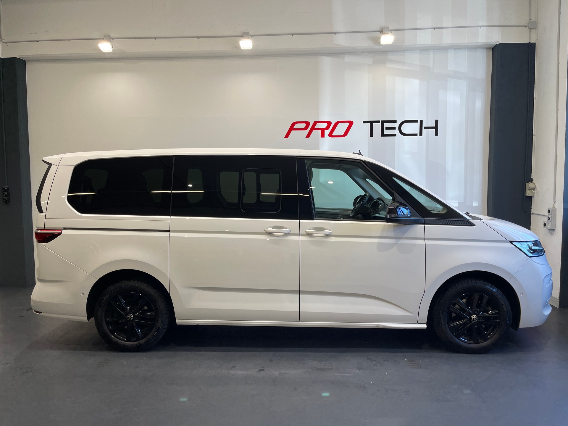 VW Multivan 2.0 TSI Life DSG * 7 PLATZ*-image-1