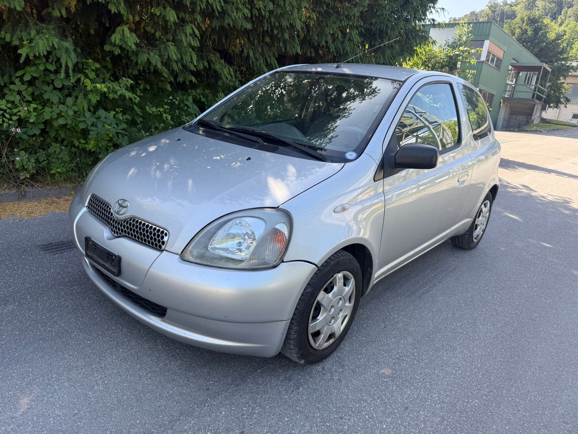 TOYOTA Yaris 1.3 Linea Luna-image-4