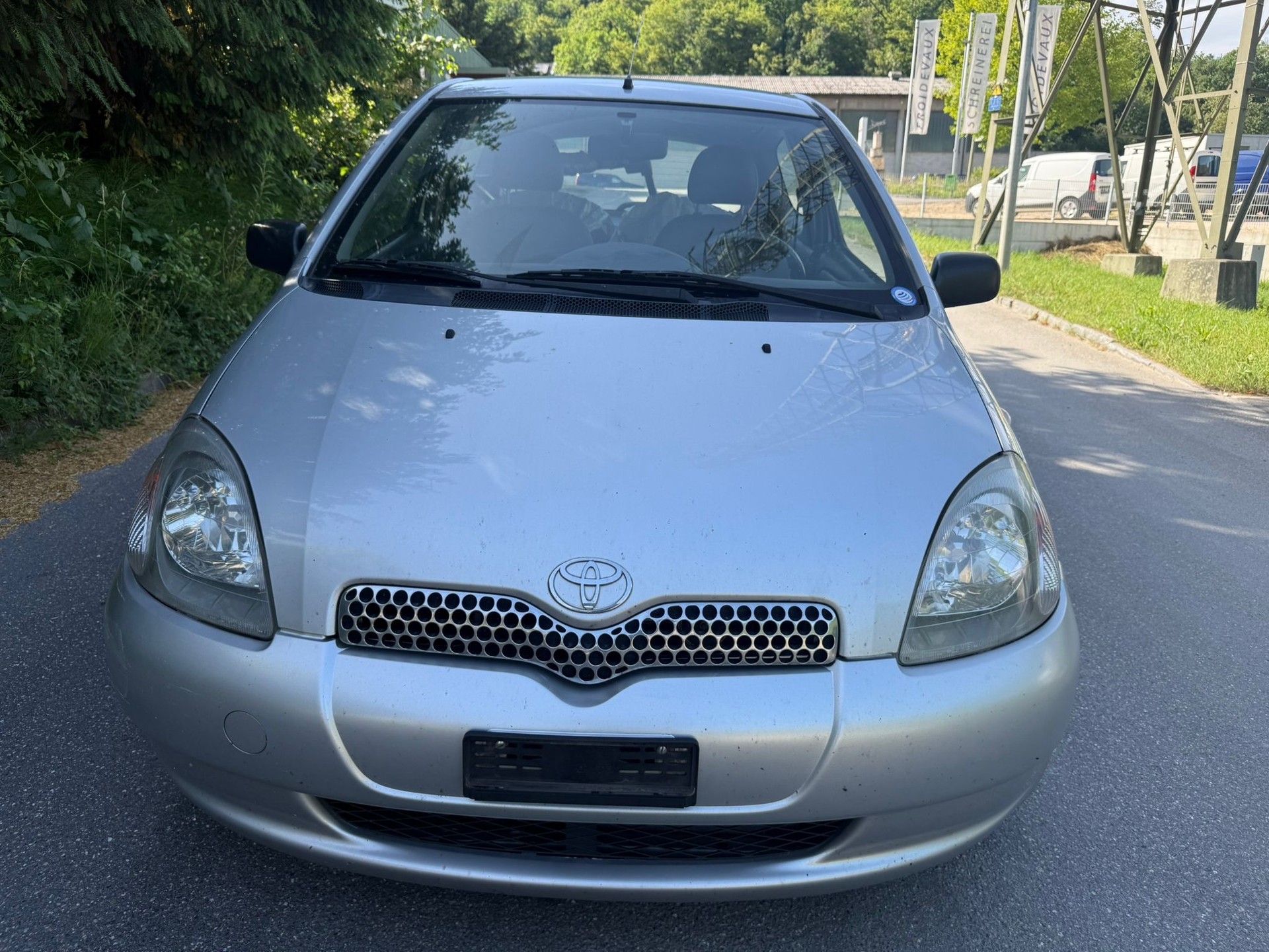 TOYOTA Yaris 1.3 Linea Luna-image-1