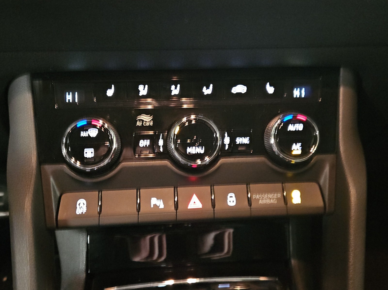 SKODA Karoq 1.5 TSI ACT Clever DSG-image-18