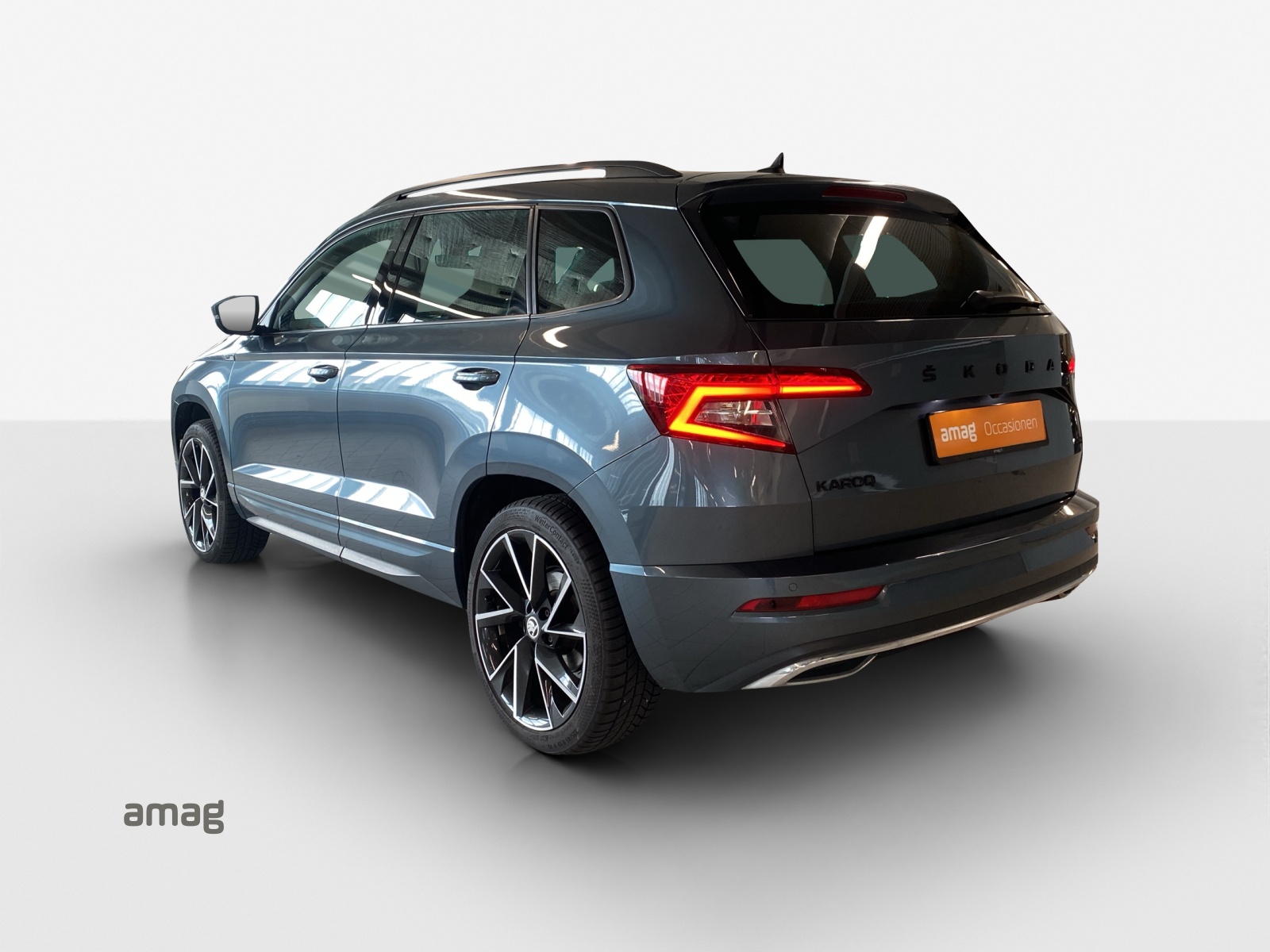 SKODA Karoq 2.0 TSI SportLine 4x4 DSG-image-2