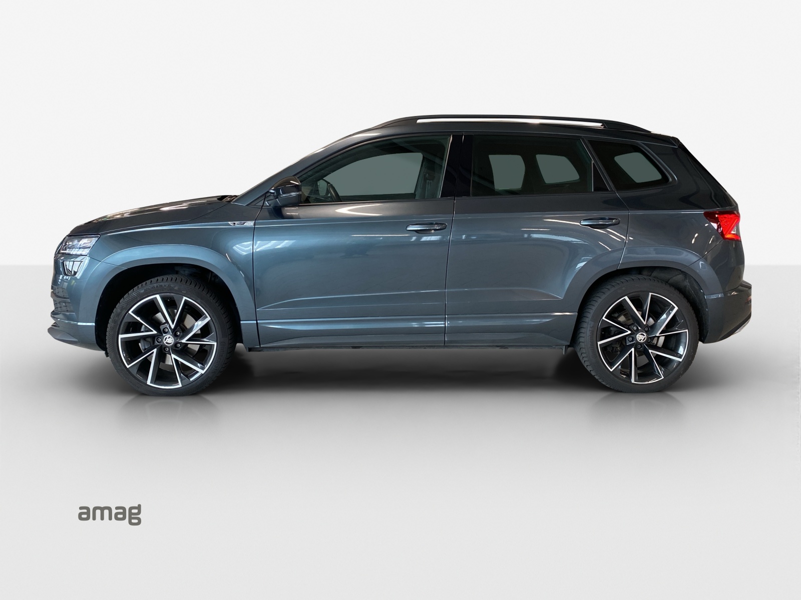 SKODA Karoq 2.0 TSI SportLine 4x4 DSG-image-1