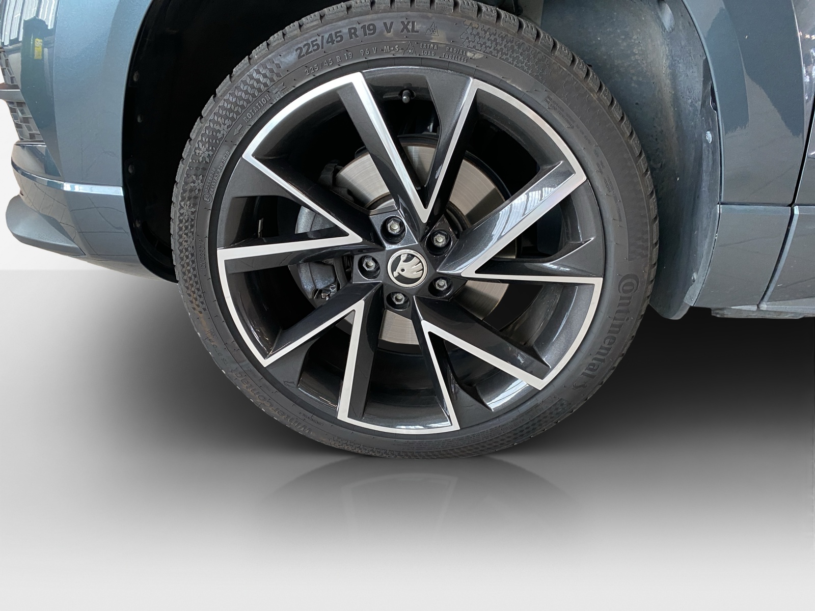 SKODA Karoq 2.0 TSI SportLine 4x4 DSG-image-14