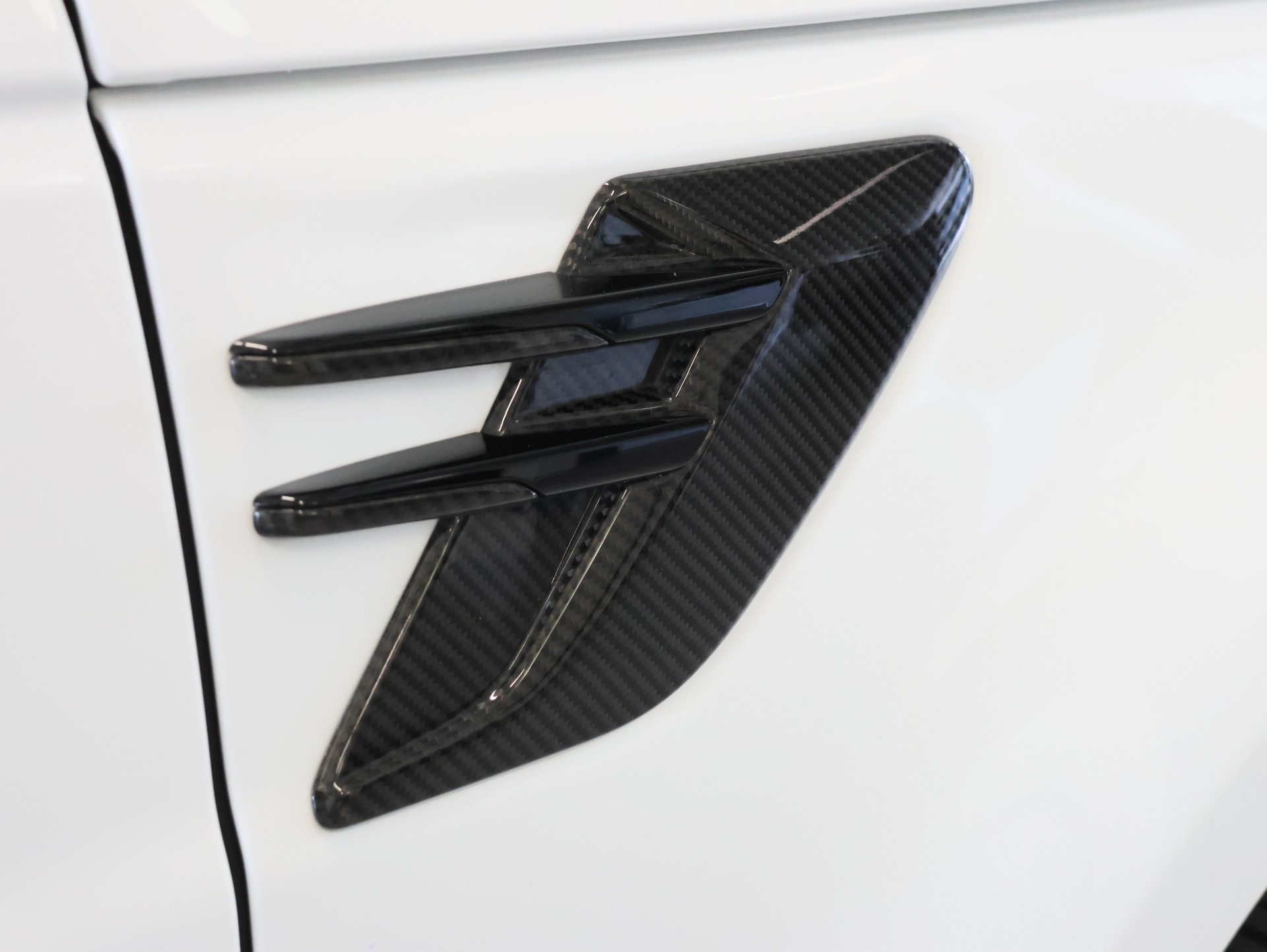 LAND ROVER Range Rover Sport P400 3.0 I6 MHEV HSE Automatic *Panorama* *Meridian* *Carbonteile*-image-13