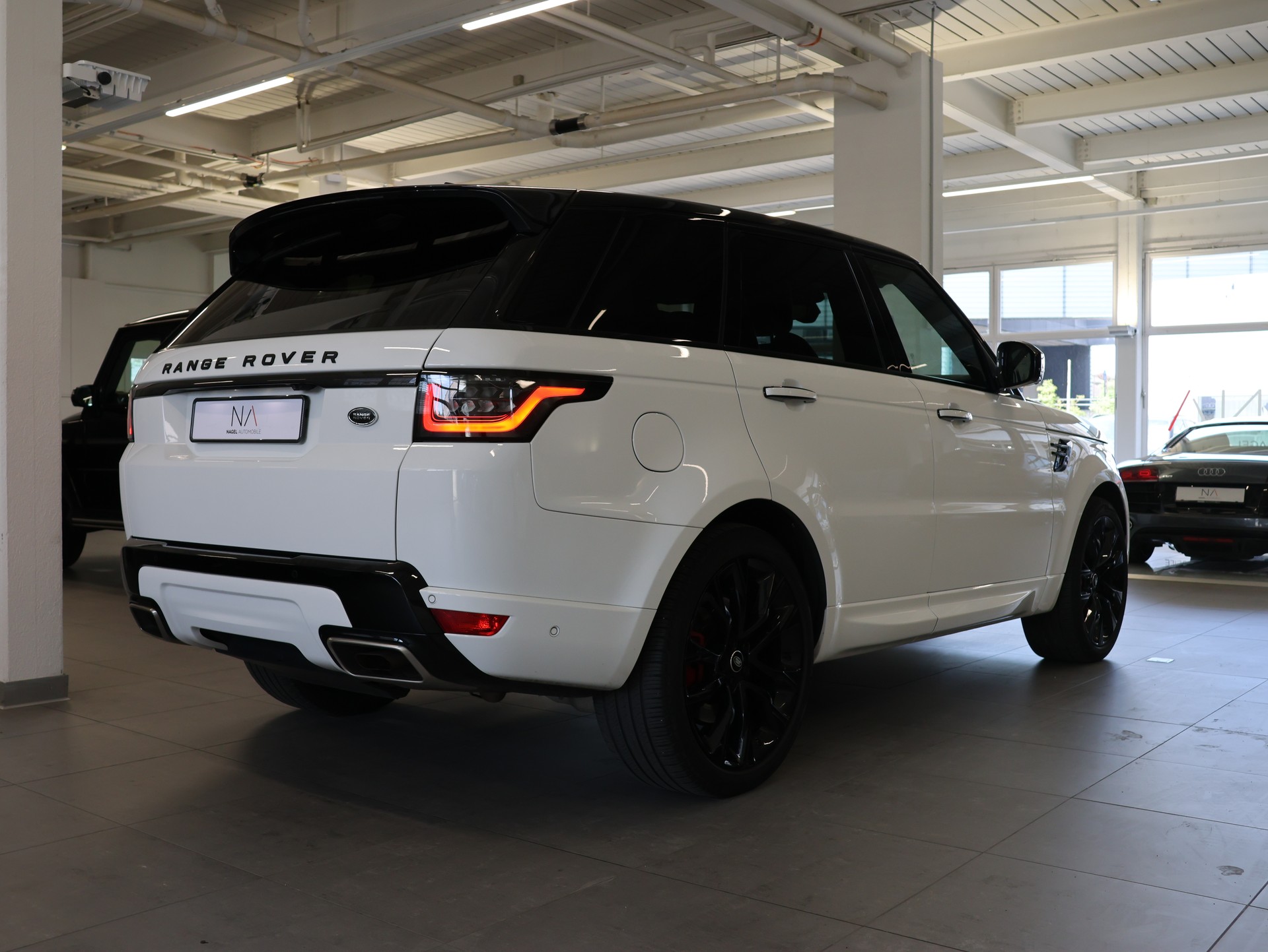 LAND ROVER Range Rover Sport P400 3.0 I6 MHEV HSE Automatic *Panorama* *Meridian* *Carbonteile*-image-5