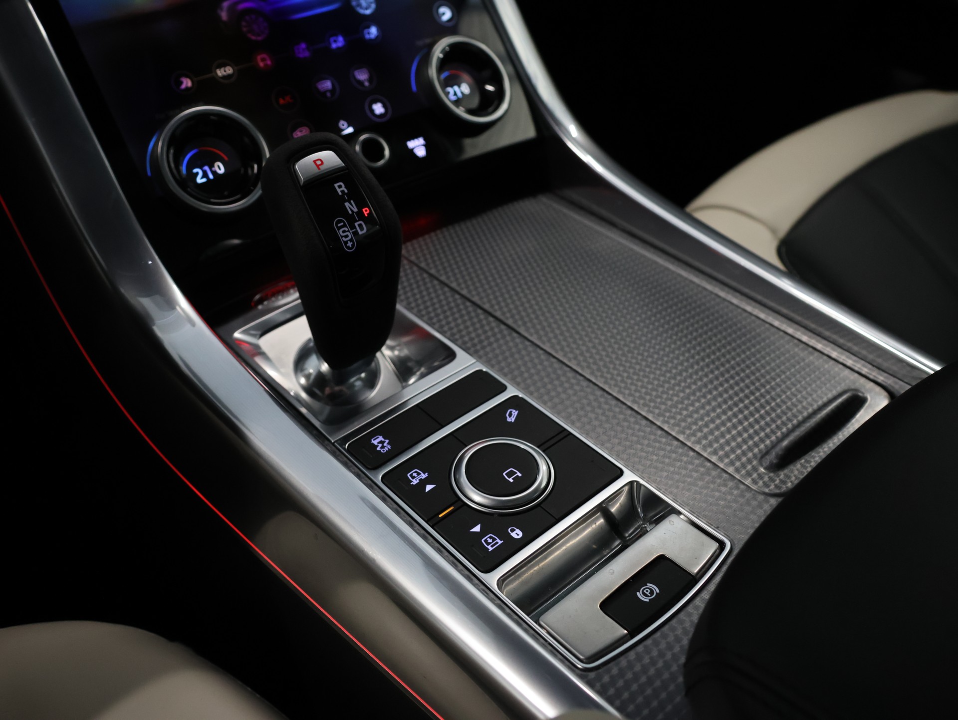 LAND ROVER Range Rover Sport P400 3.0 I6 MHEV HSE Automatic *Panorama* *Meridian* *Carbonteile*-image-30
