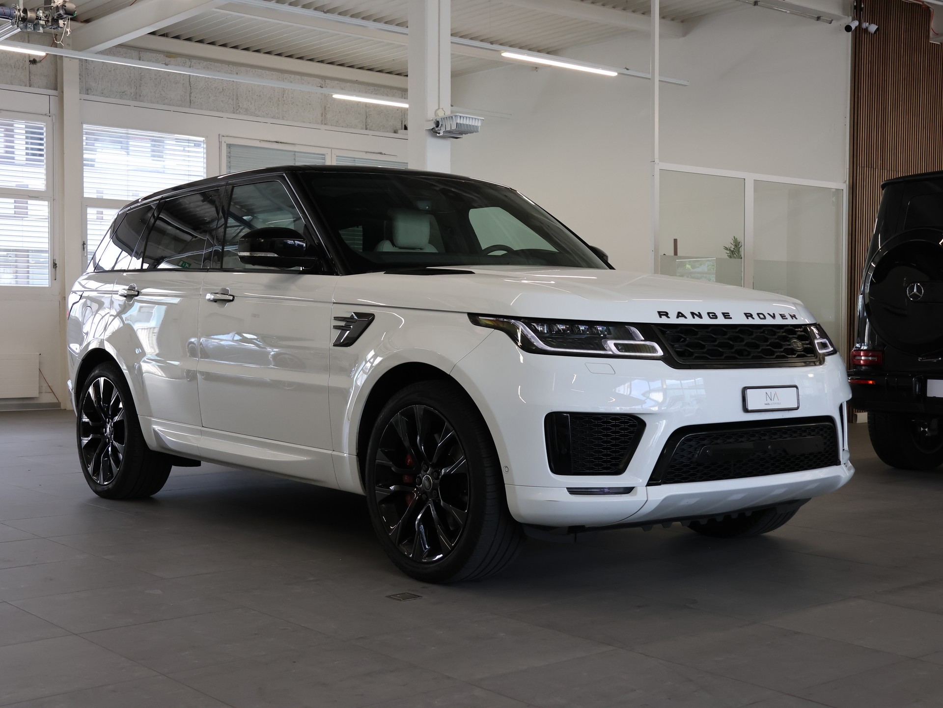 LAND ROVER Range Rover Sport P400 3.0 I6 MHEV HSE Automatic *Panorama* *Meridian* *Carbonteile*-image-1