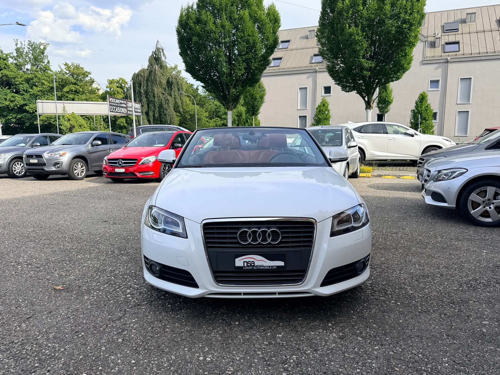 AUDI A3 Cabriolet 1.8 TFSI Attraction-image-7