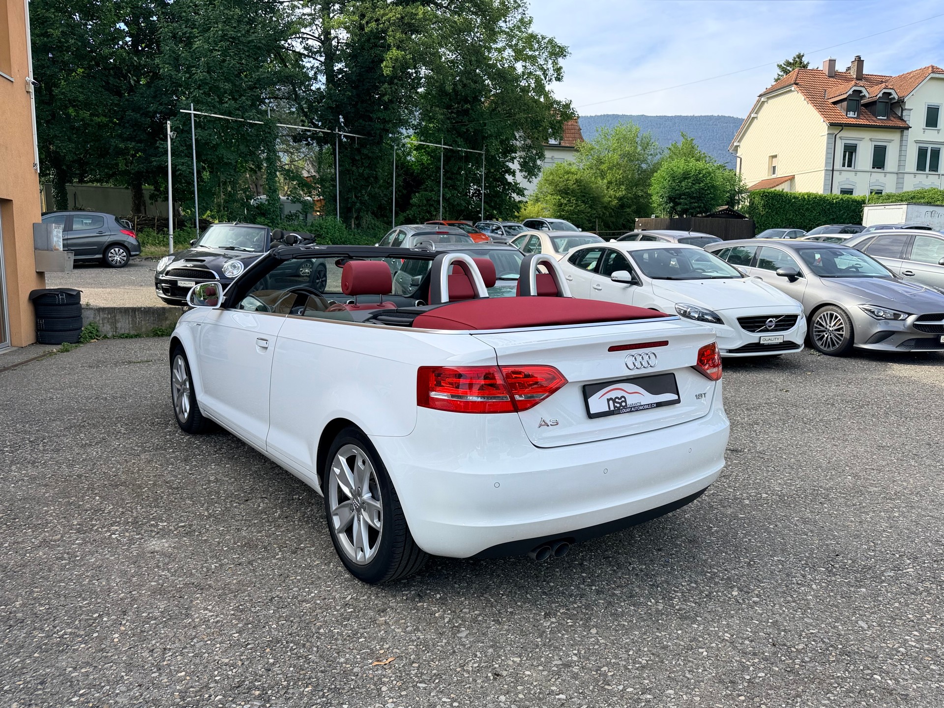 AUDI A3 Cabriolet 1.8 TFSI Attraction-image-13