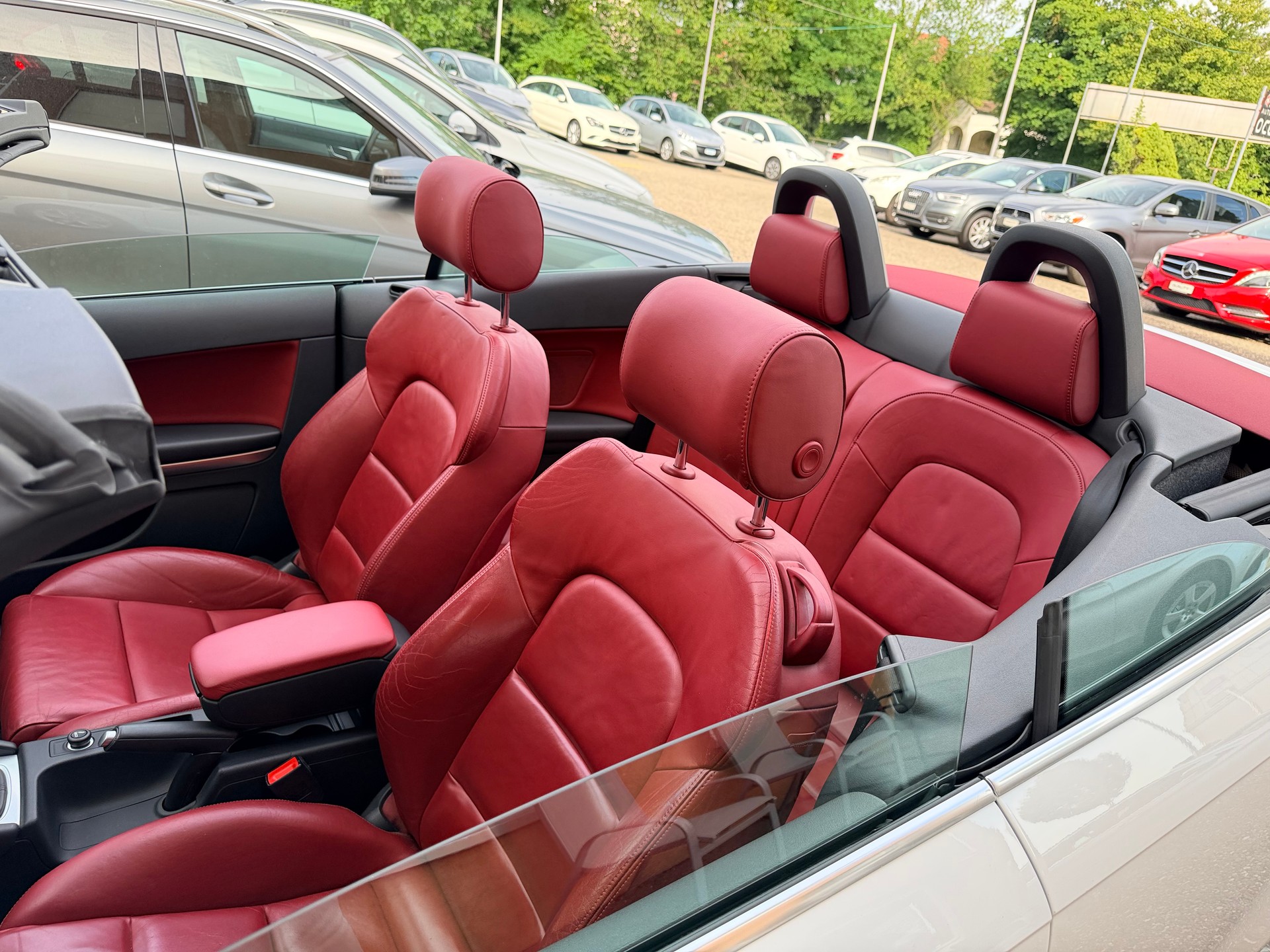 AUDI A3 Cabriolet 1.8 TFSI Attraction-image-20