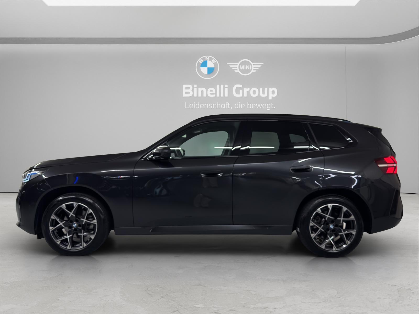 BMW X3 20d xDrive-showroom-element-1