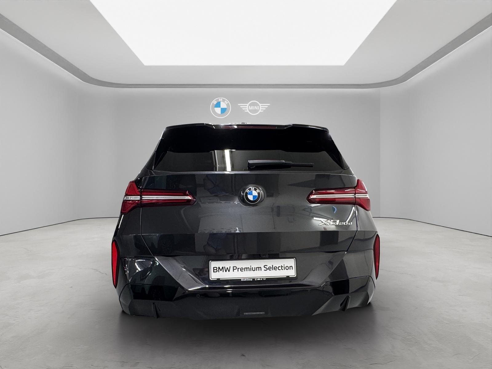 BMW X3 20d xDrive-showroom-element-3