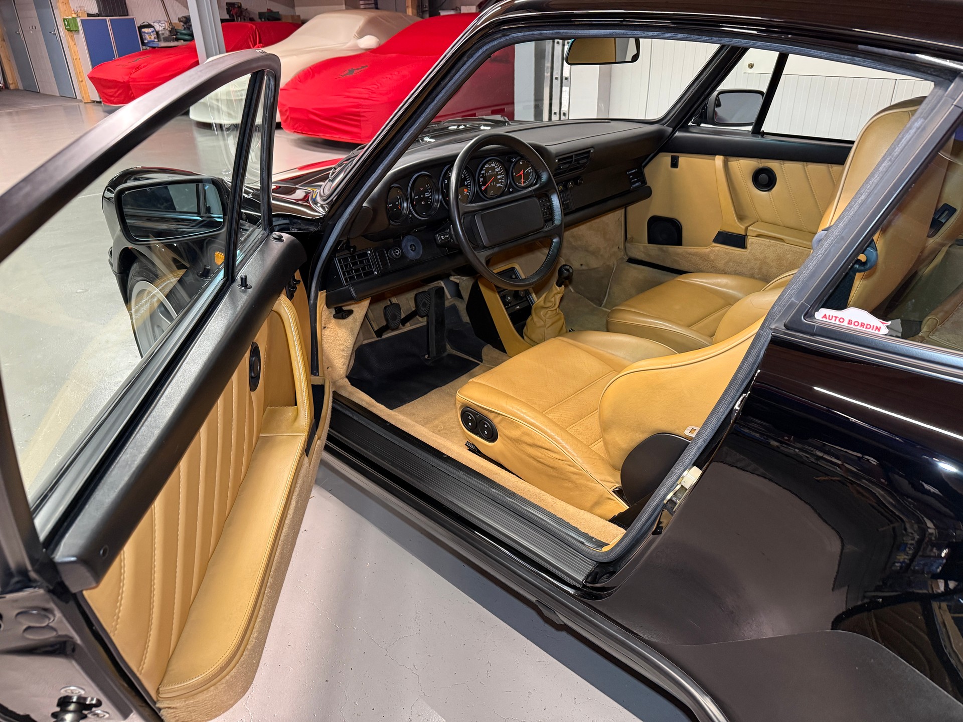PORSCHE 911 930 Turbo 3.3 Modelljahr 1987 „A1 Schwarz glanz“ RUF Veteran-image-4