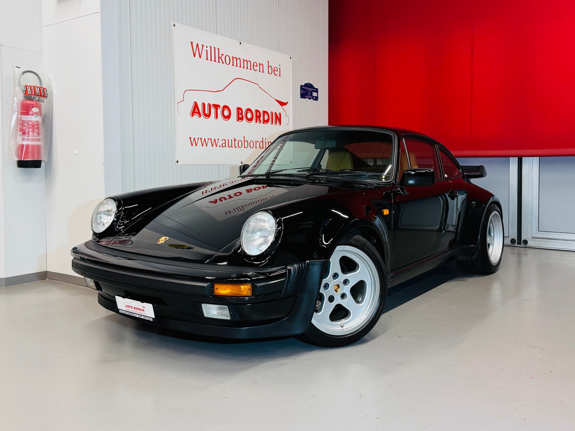 PORSCHE 911 930 Turbo 3.3 Modelljahr 1987 „A1 Schwarz glanz“ RUF Veteran-image-0